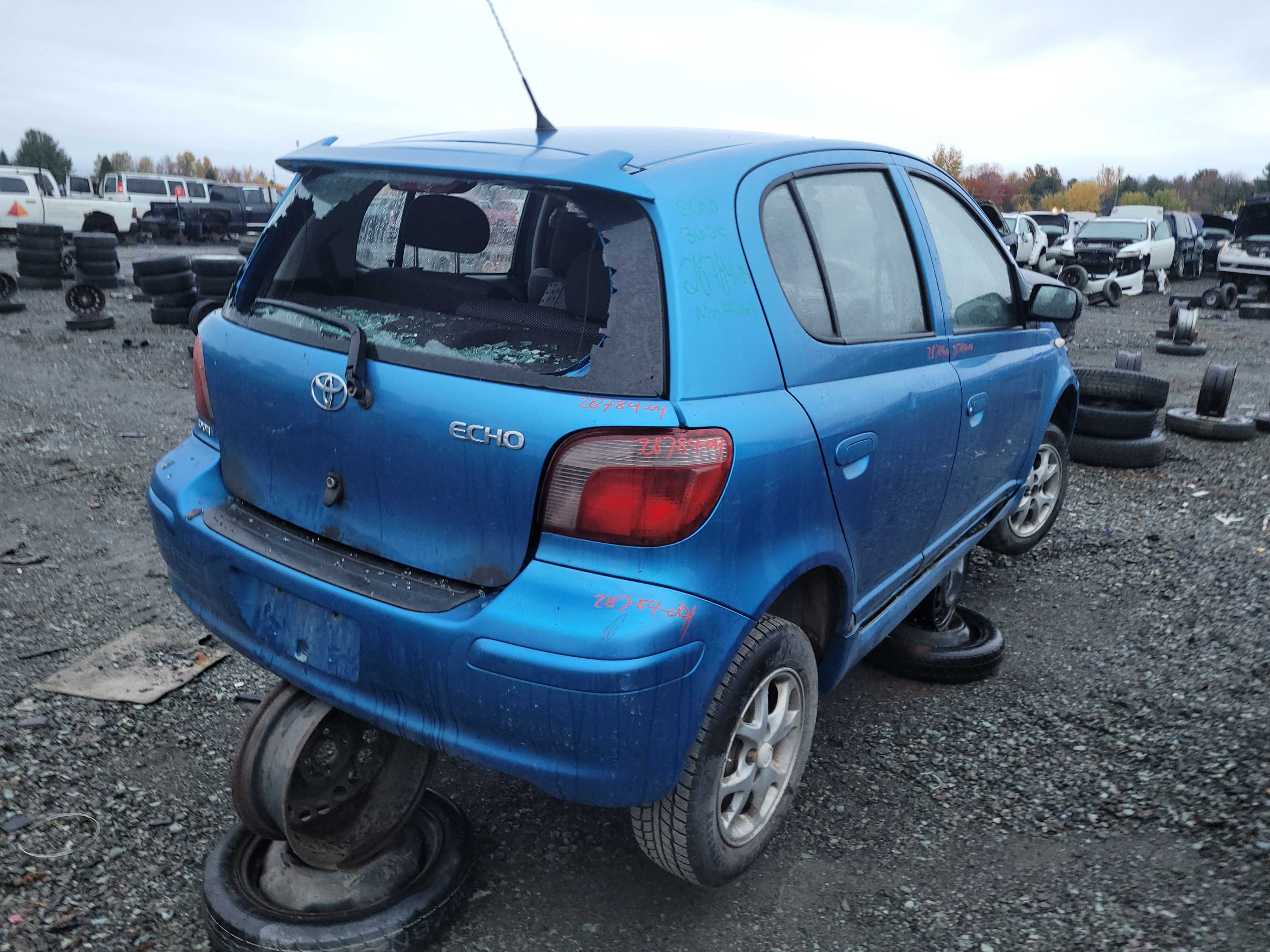 TOYOTA ECHO 2004