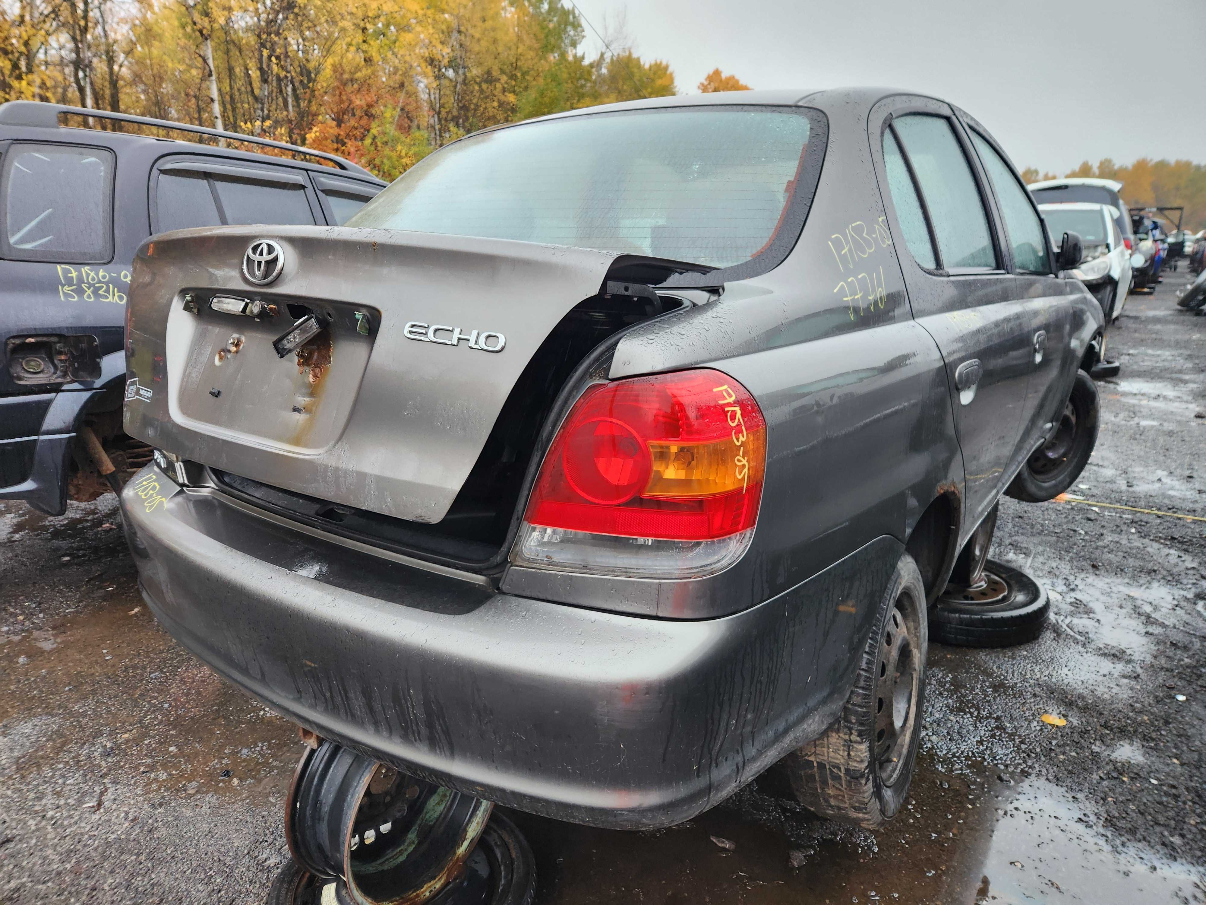 TOYOTA ECHO 2005