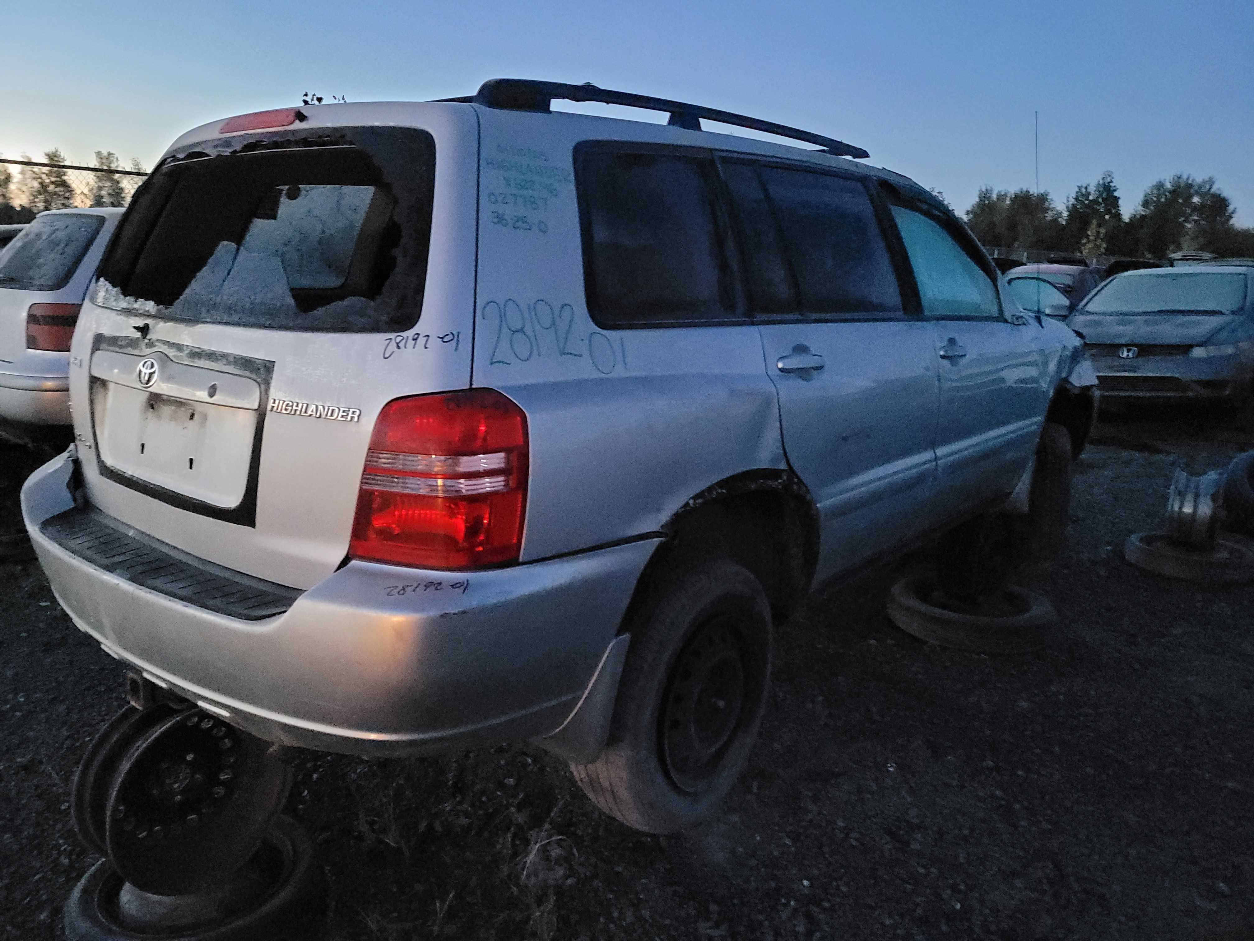 TOYOTA HIGHLANDER 2001