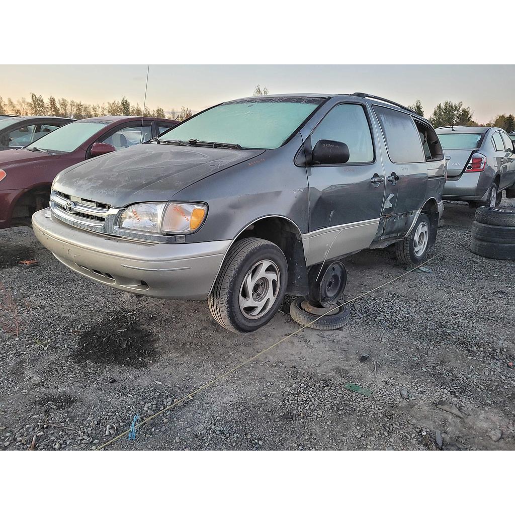 TOYOTA SIENNA 1999