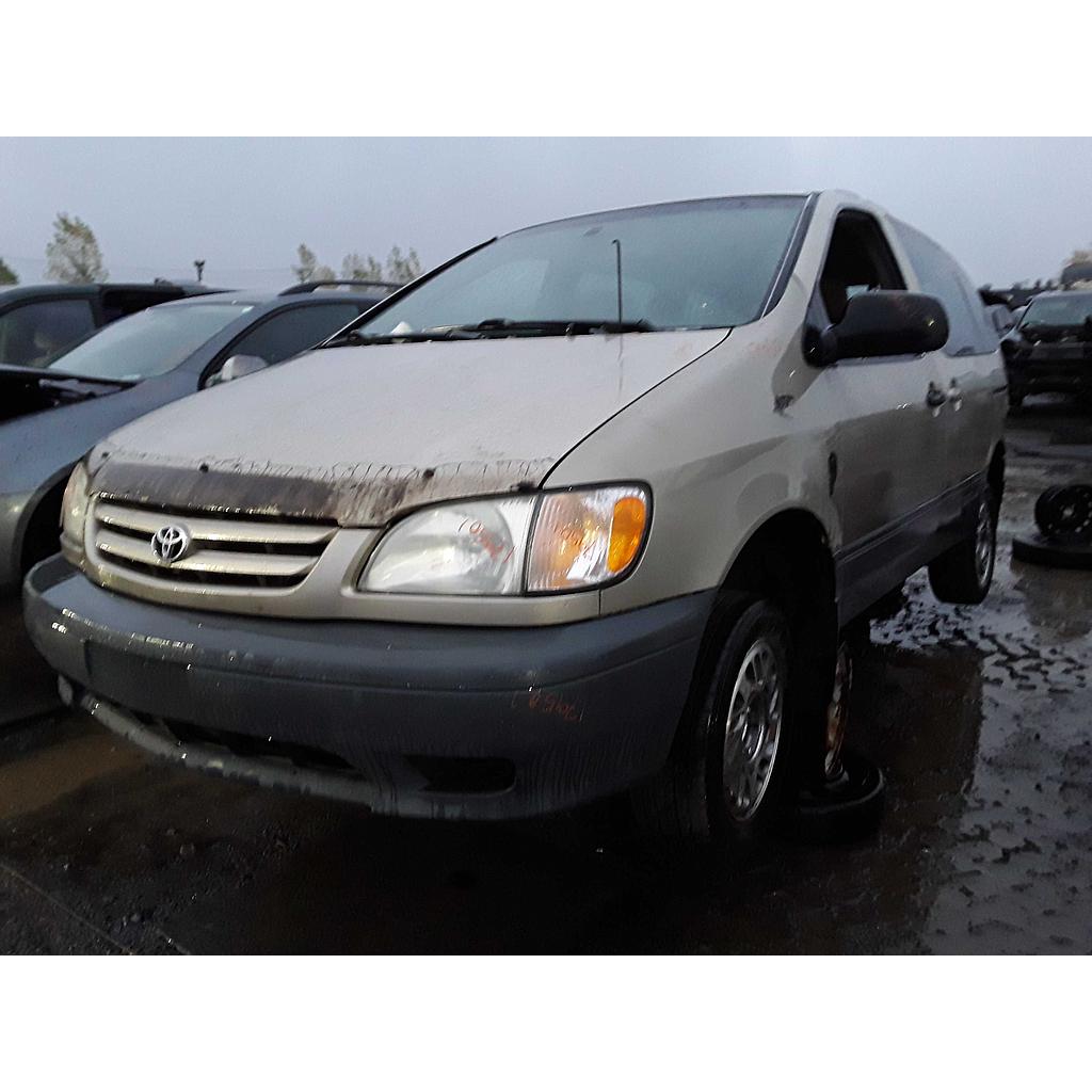 TOYOTA SIENNA 2002