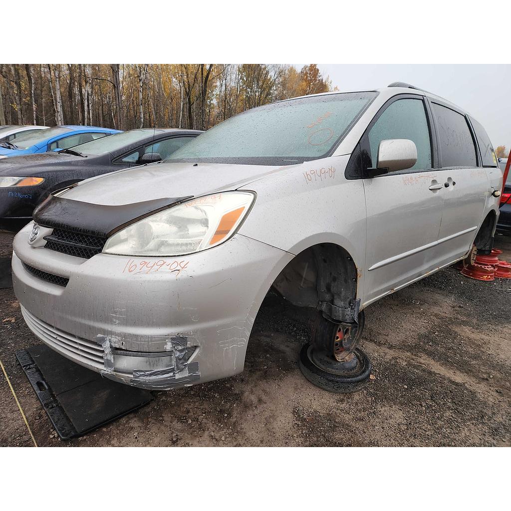 TOYOTA SIENNA 2004