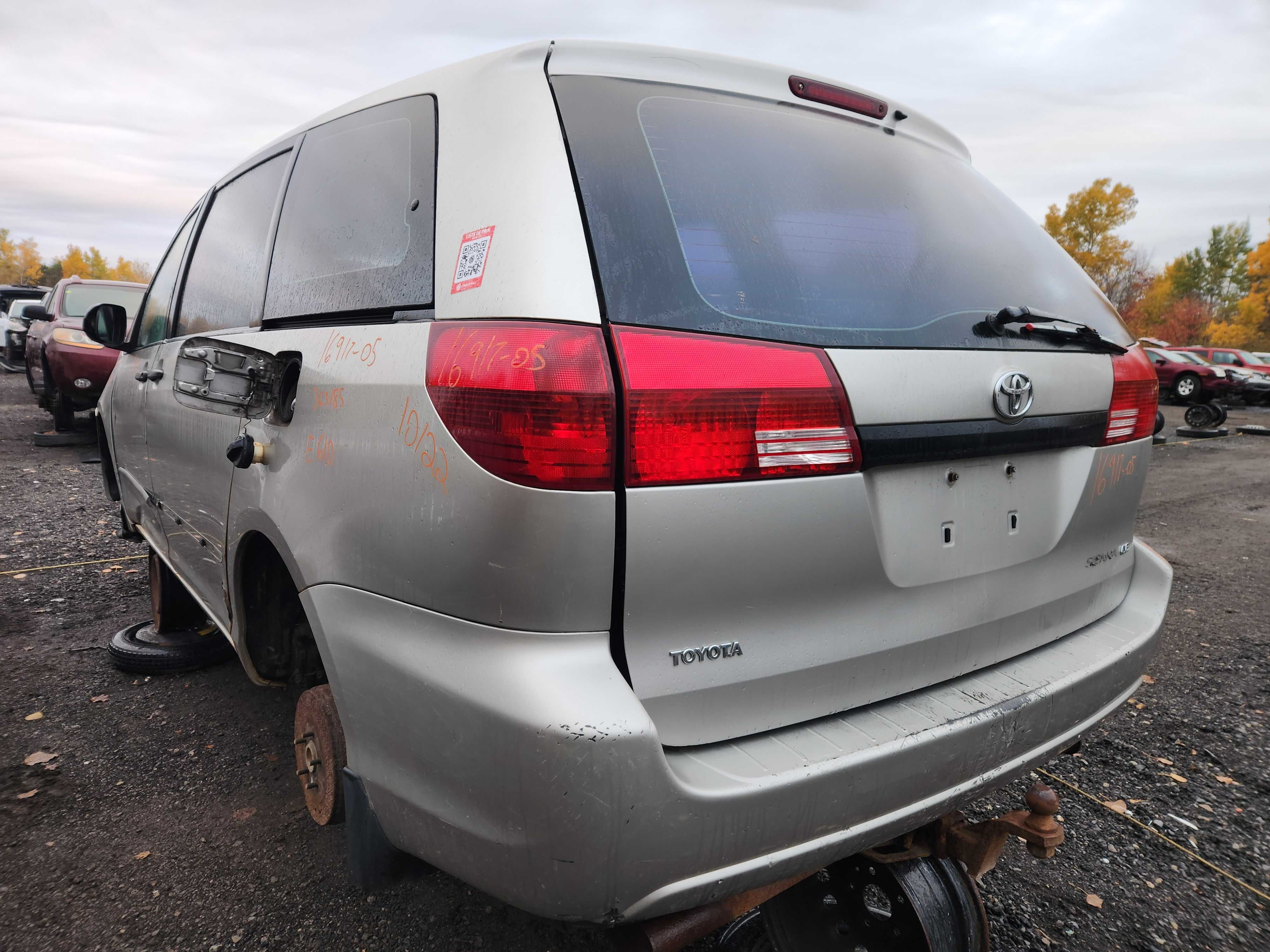 TOYOTA SIENNA 2005