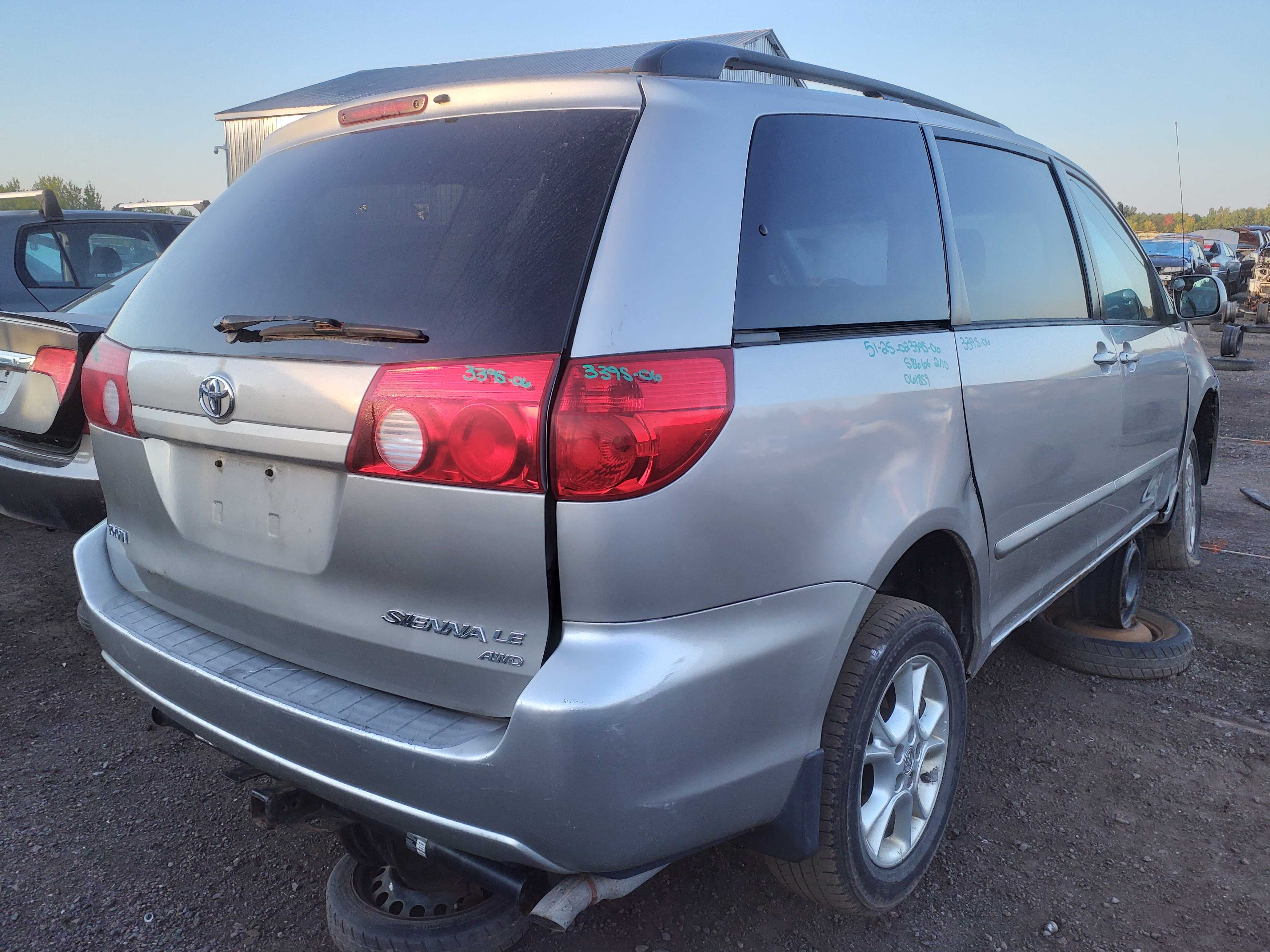 TOYOTA SIENNA 2006