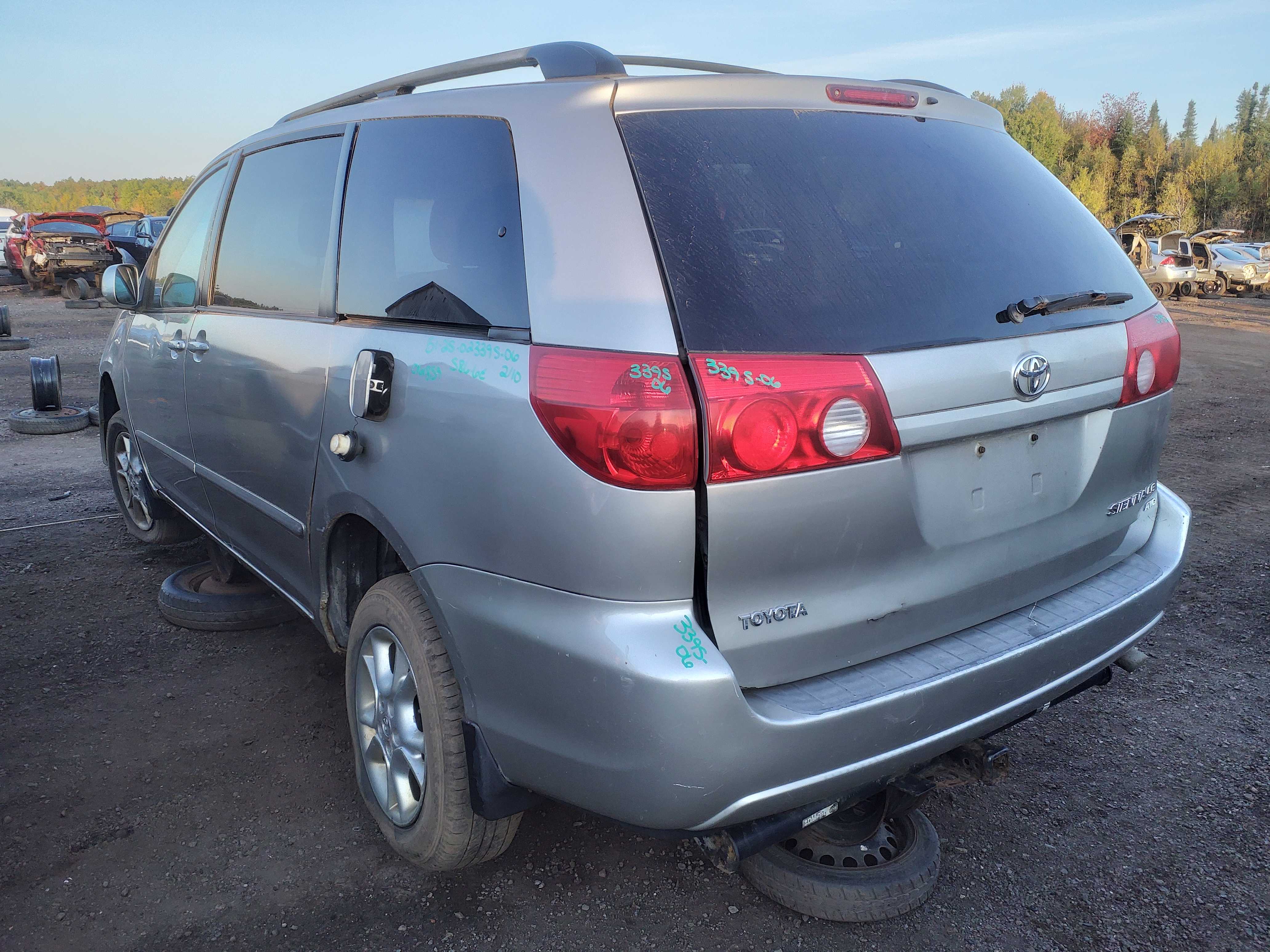 TOYOTA SIENNA 2006