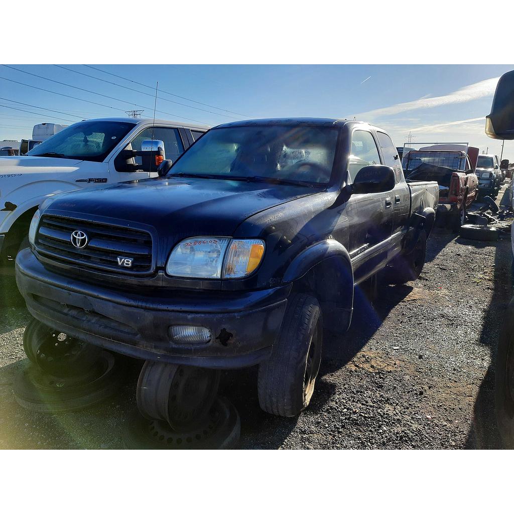 TOYOTA TUNDRA 2002