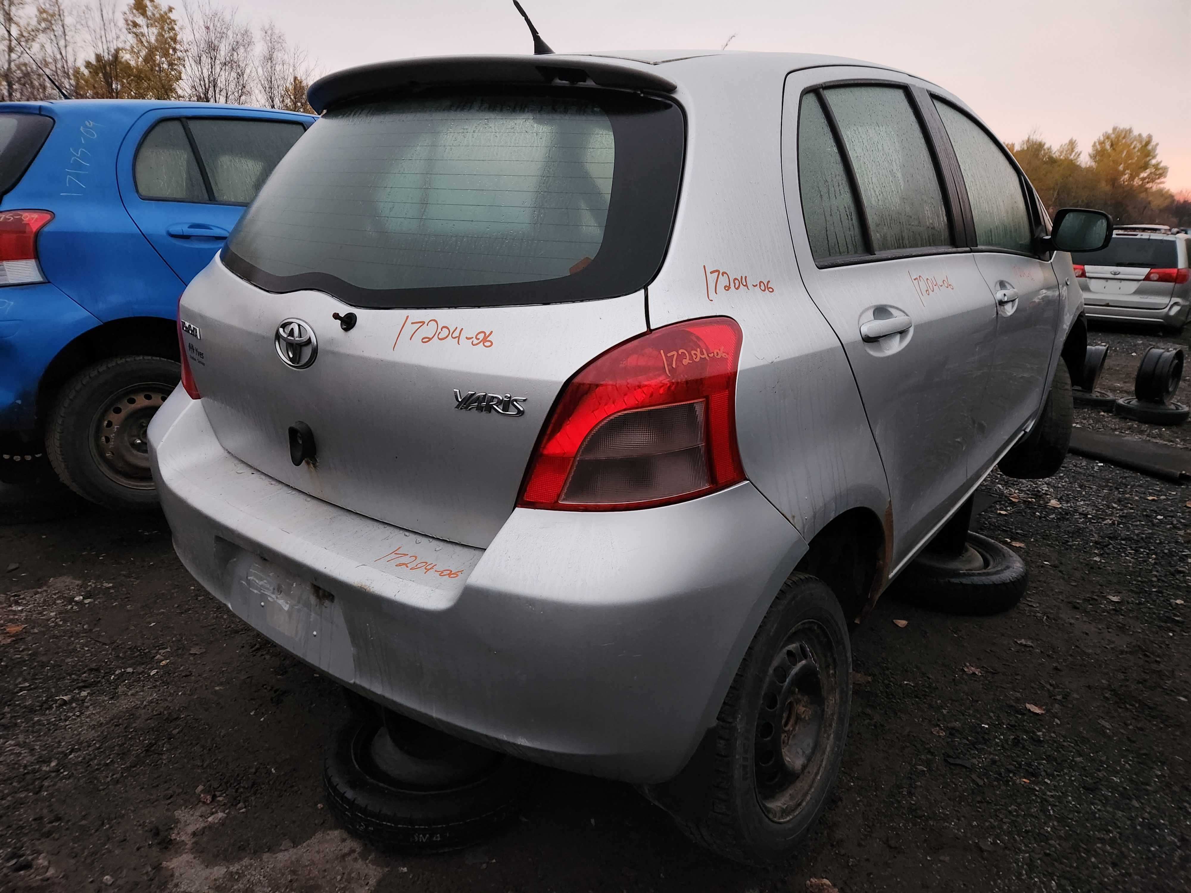 TOYOTA YARIS 2006