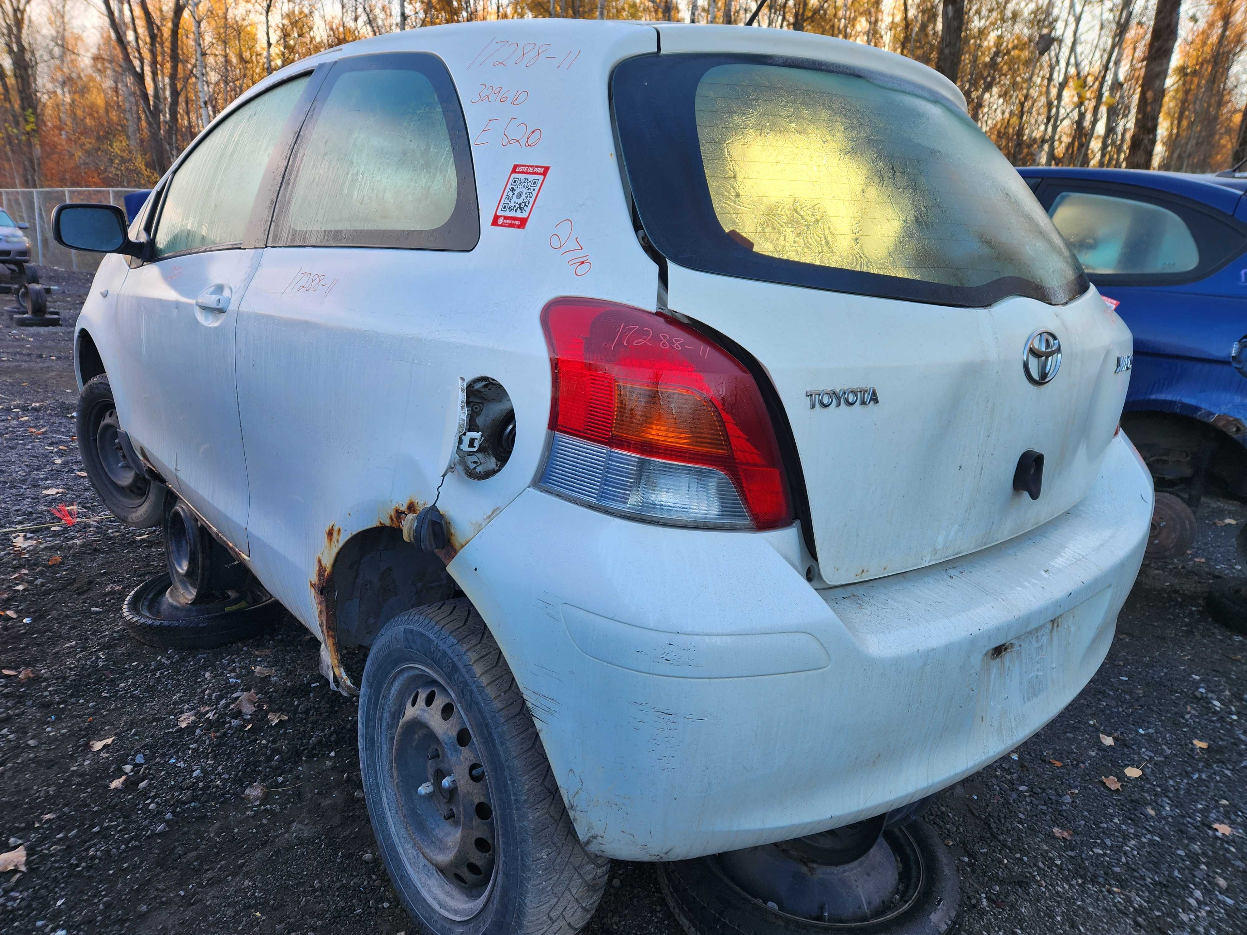 TOYOTA YARIS 2011