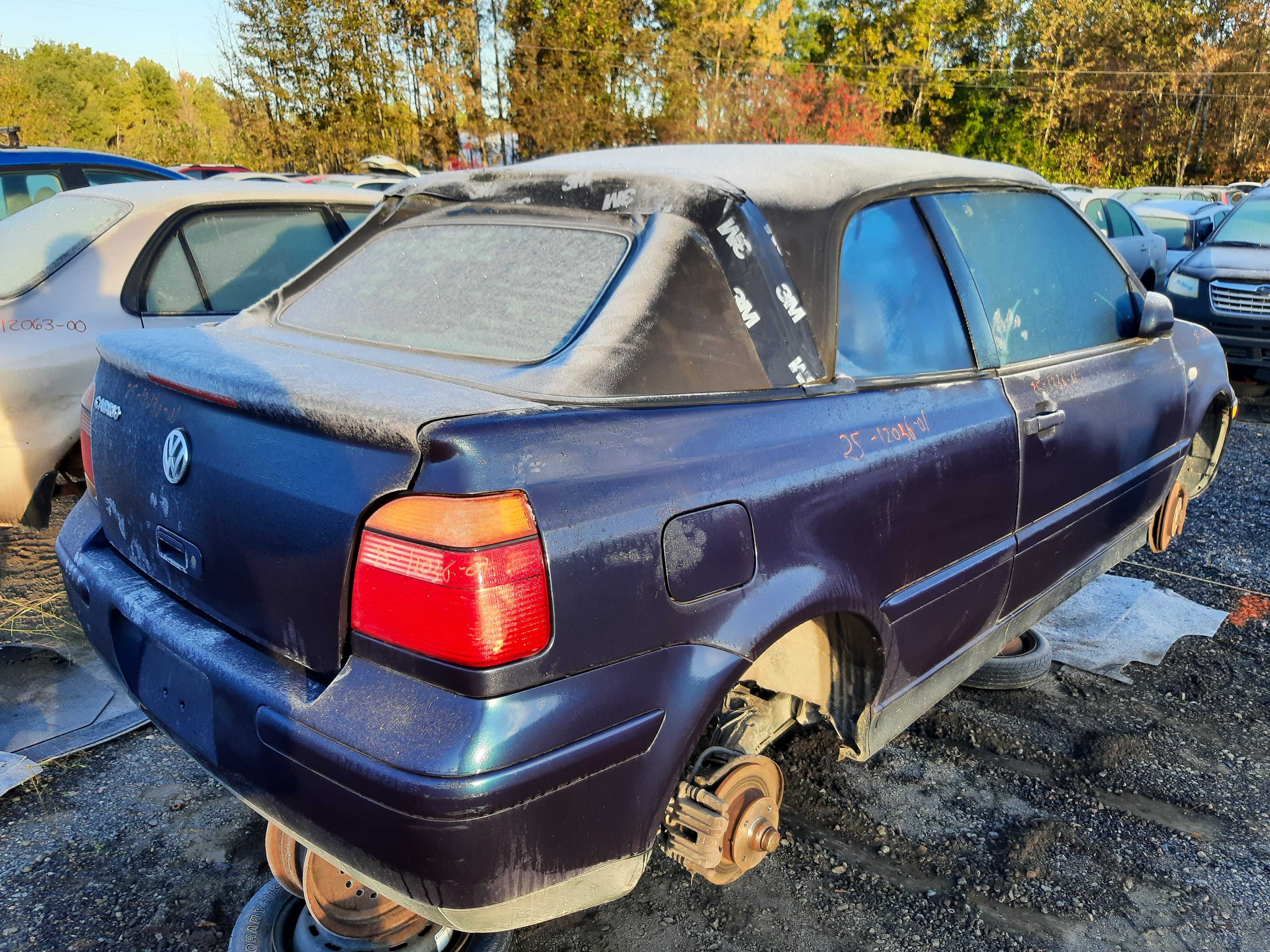 VOLKSWAGEN CABRIO 2001