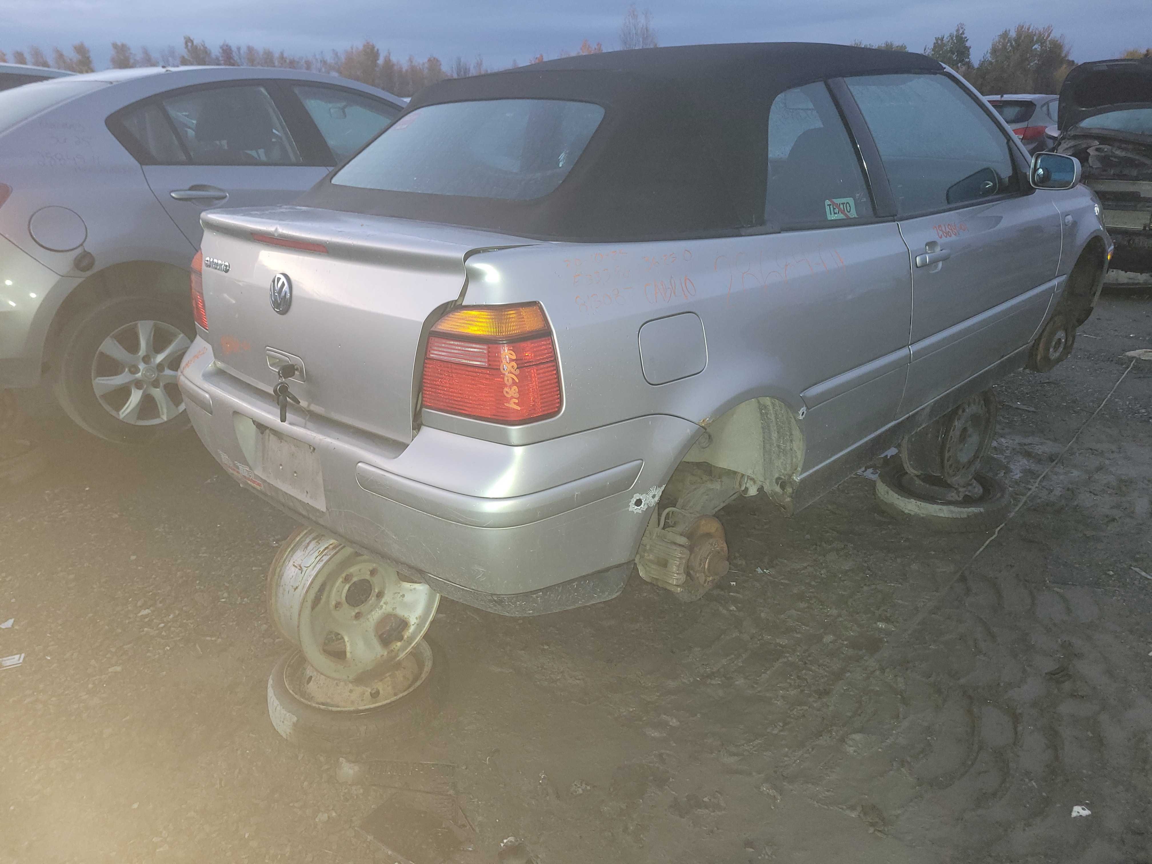 VOLKSWAGEN CABRIO 2001