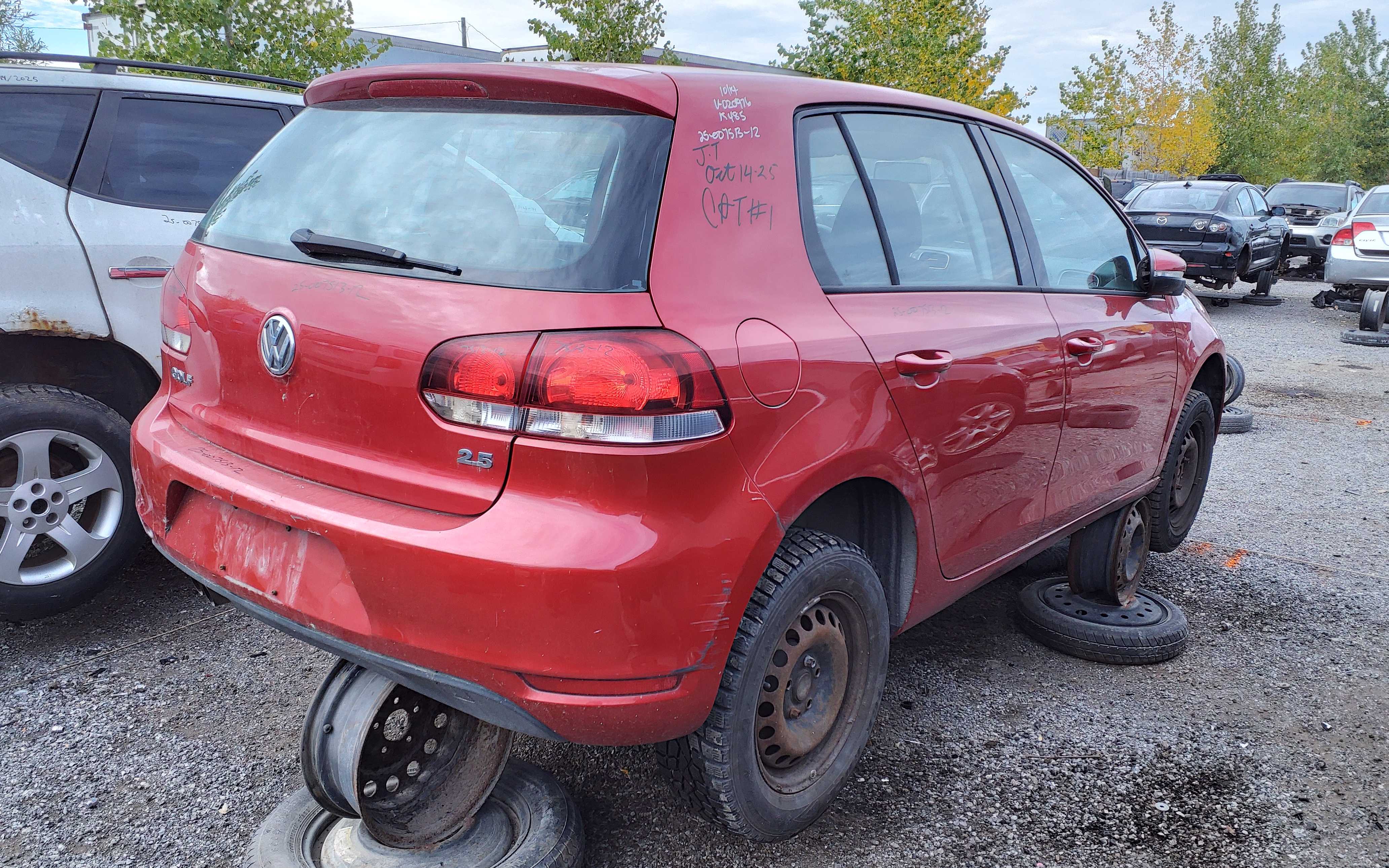 VOLKSWAGEN GOLF 2012