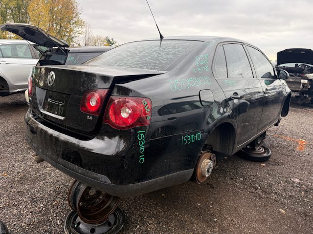 VOLKSWAGEN JETTA 2010