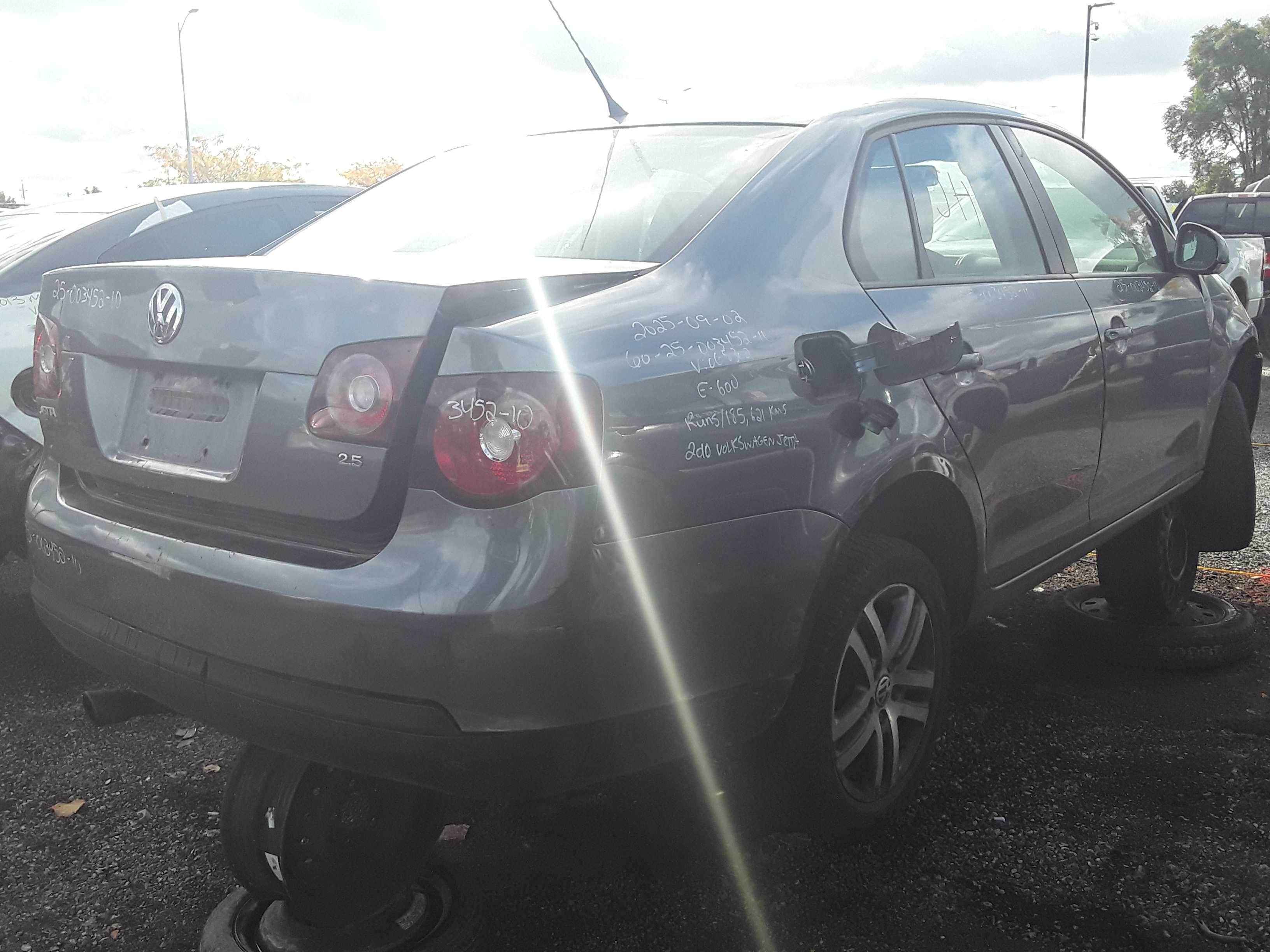 VOLKSWAGEN JETTA 2010