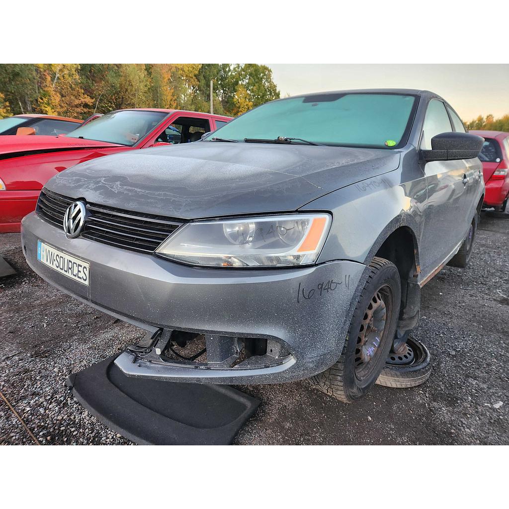 VOLKSWAGEN JETTA 2011