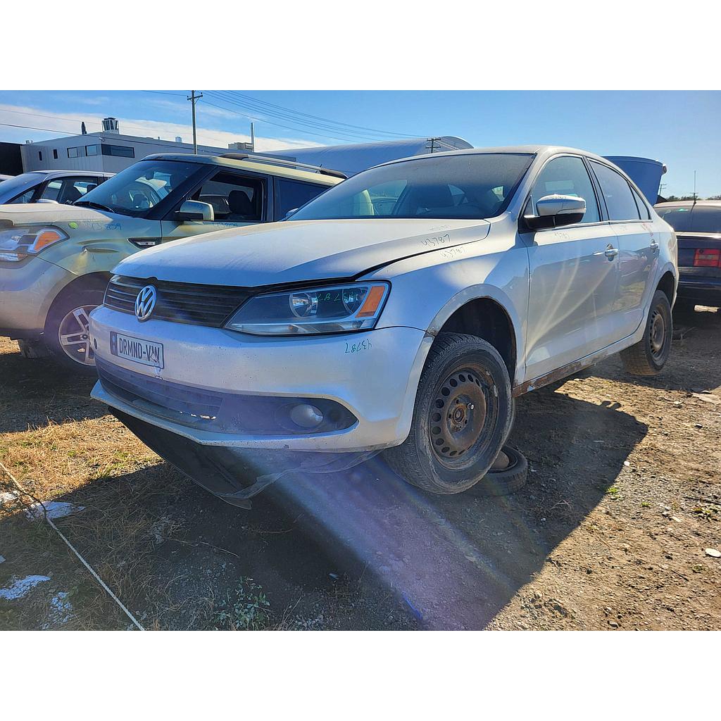 VOLKSWAGEN JETTA 2011