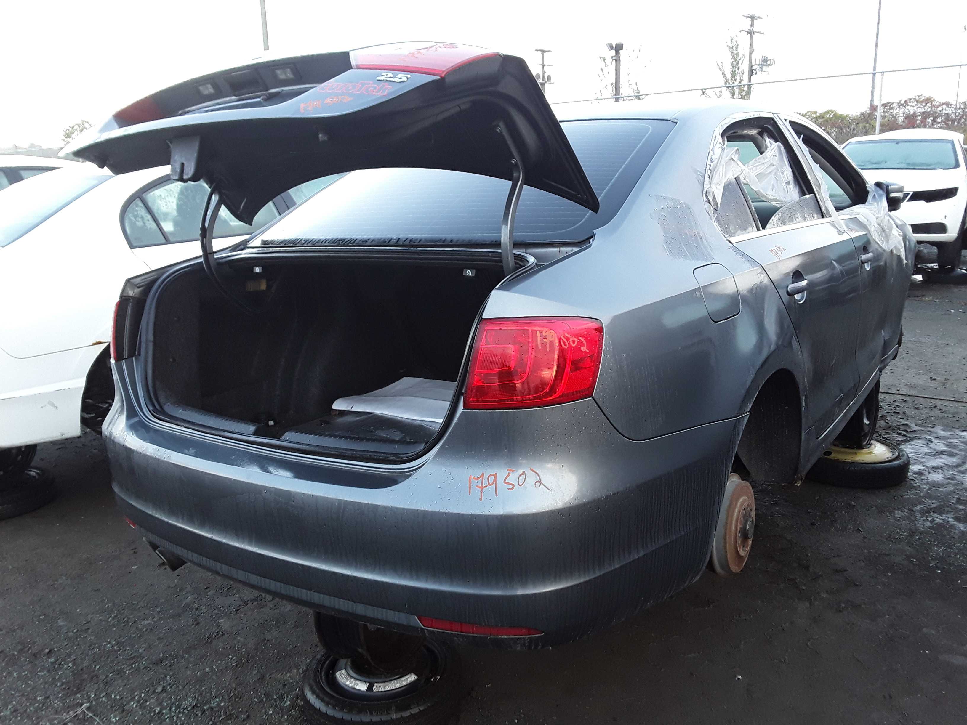 VOLKSWAGEN JETTA 2011