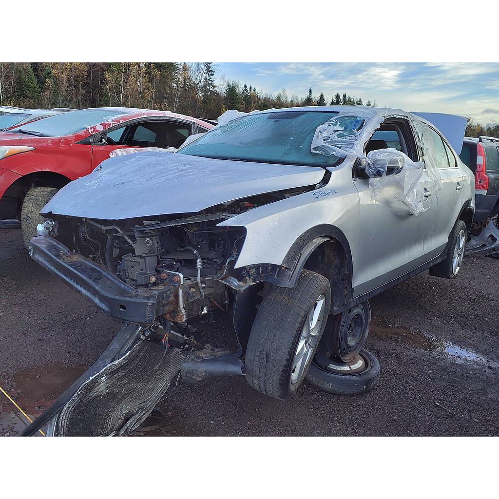 VOLKSWAGEN JETTA 2012