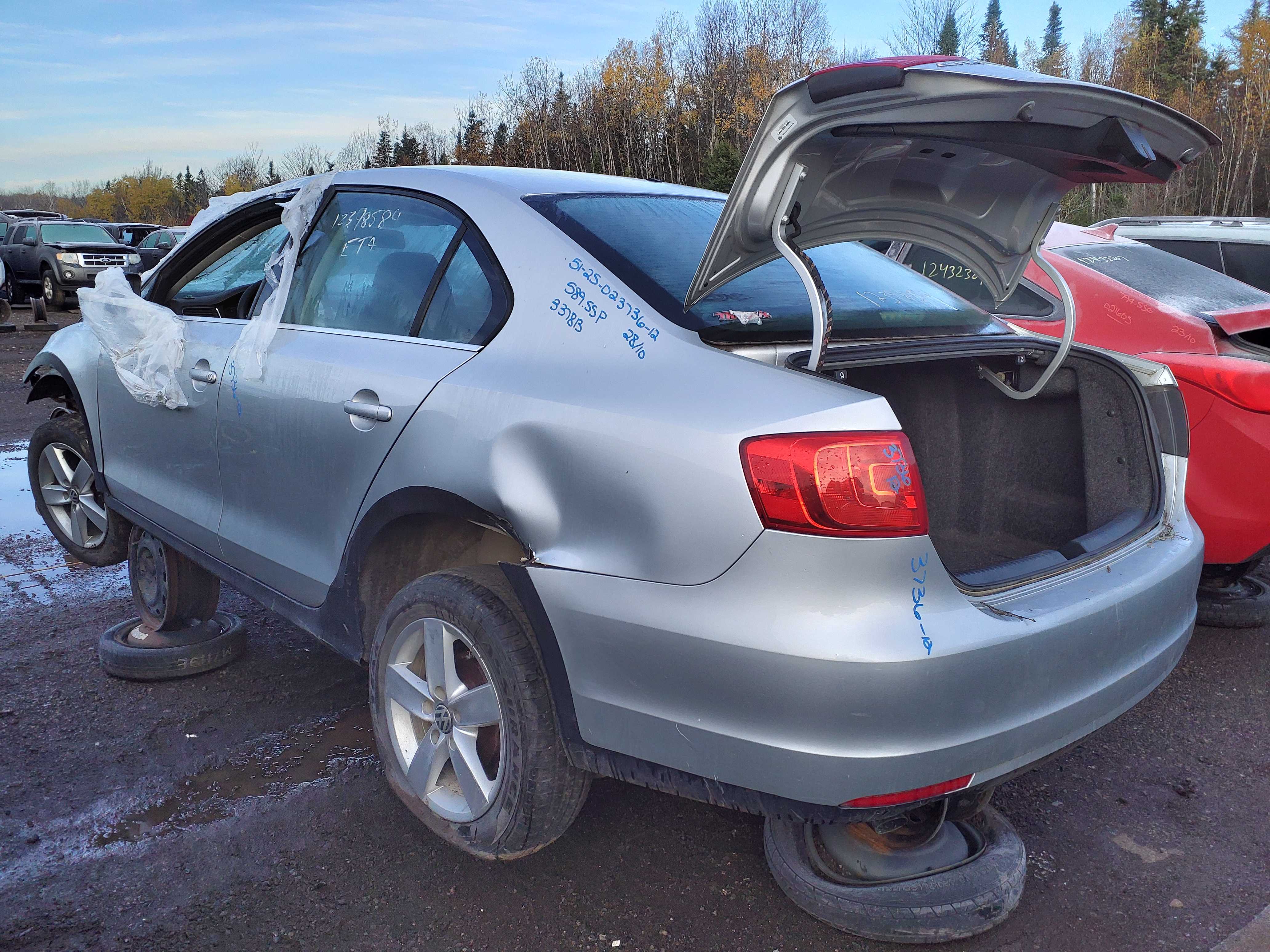 VOLKSWAGEN JETTA 2012