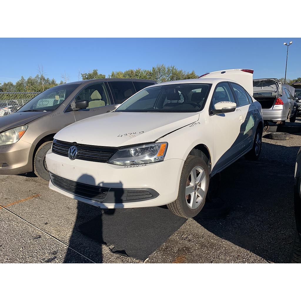 VOLKSWAGEN JETTA 2013