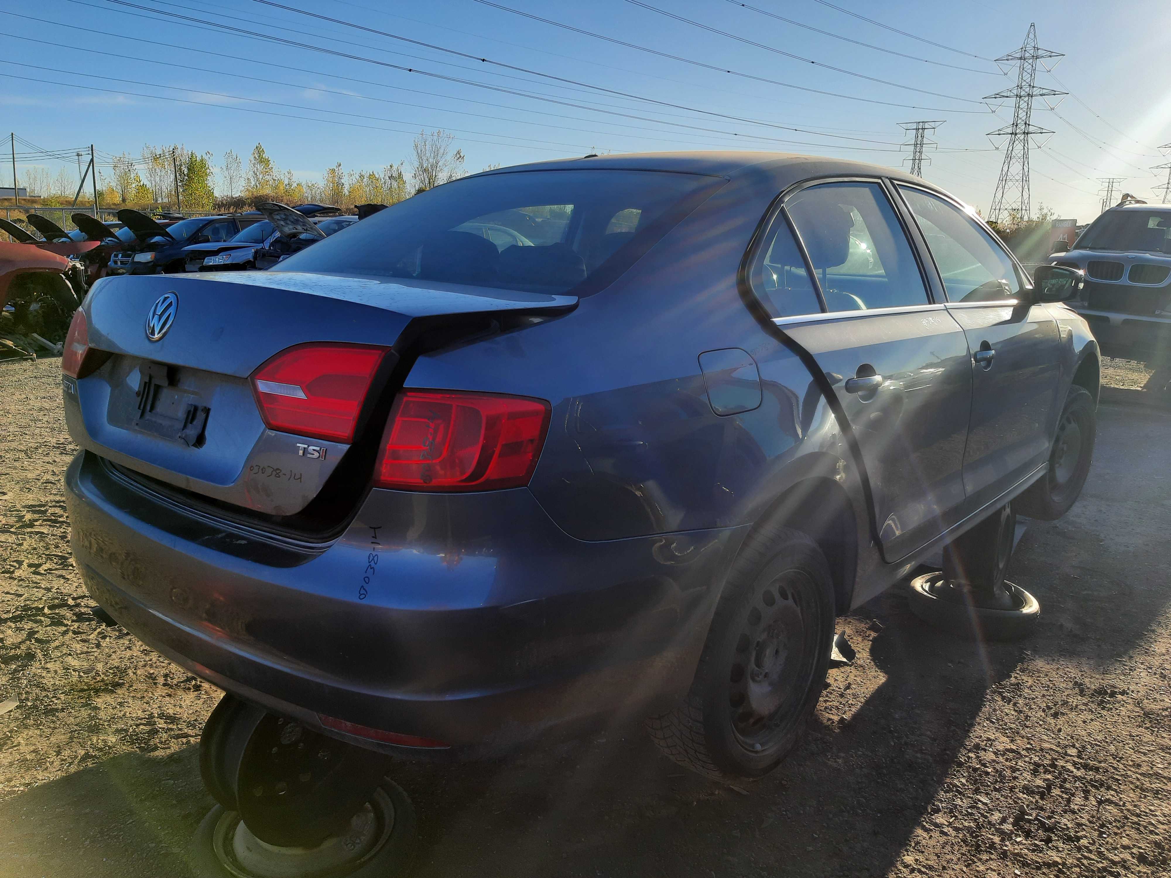 VOLKSWAGEN JETTA 2014