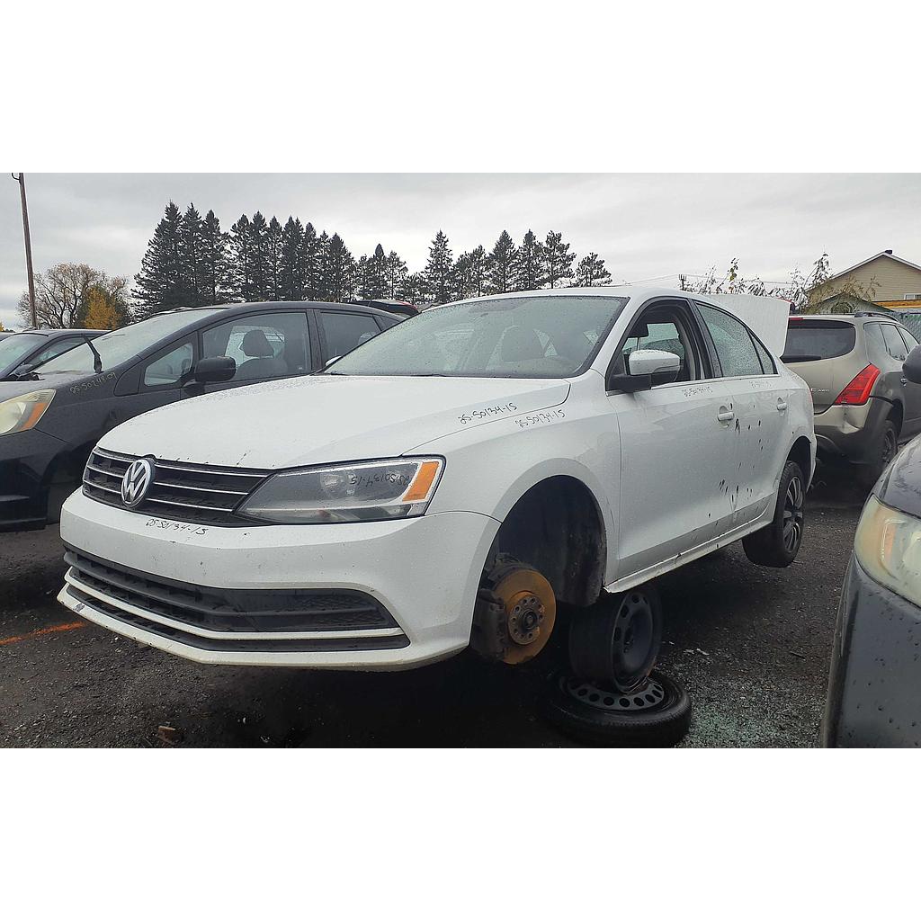 VOLKSWAGEN JETTA 2015