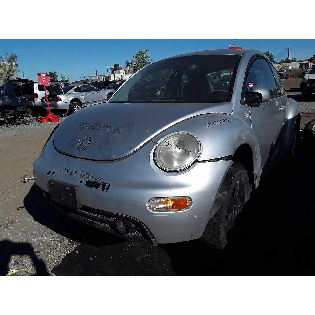 VOLKSWAGEN NEW BEETLE 2001