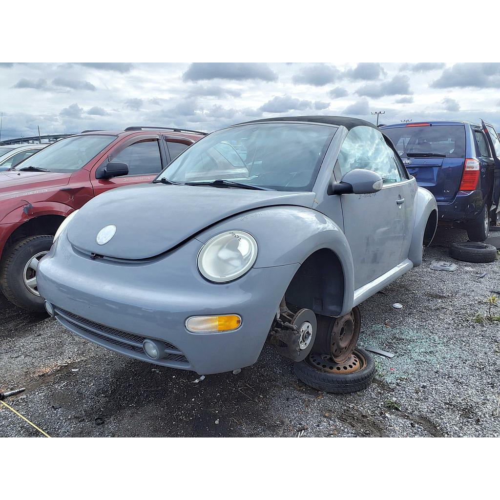 VOLKSWAGEN NEW BEETLE 2004