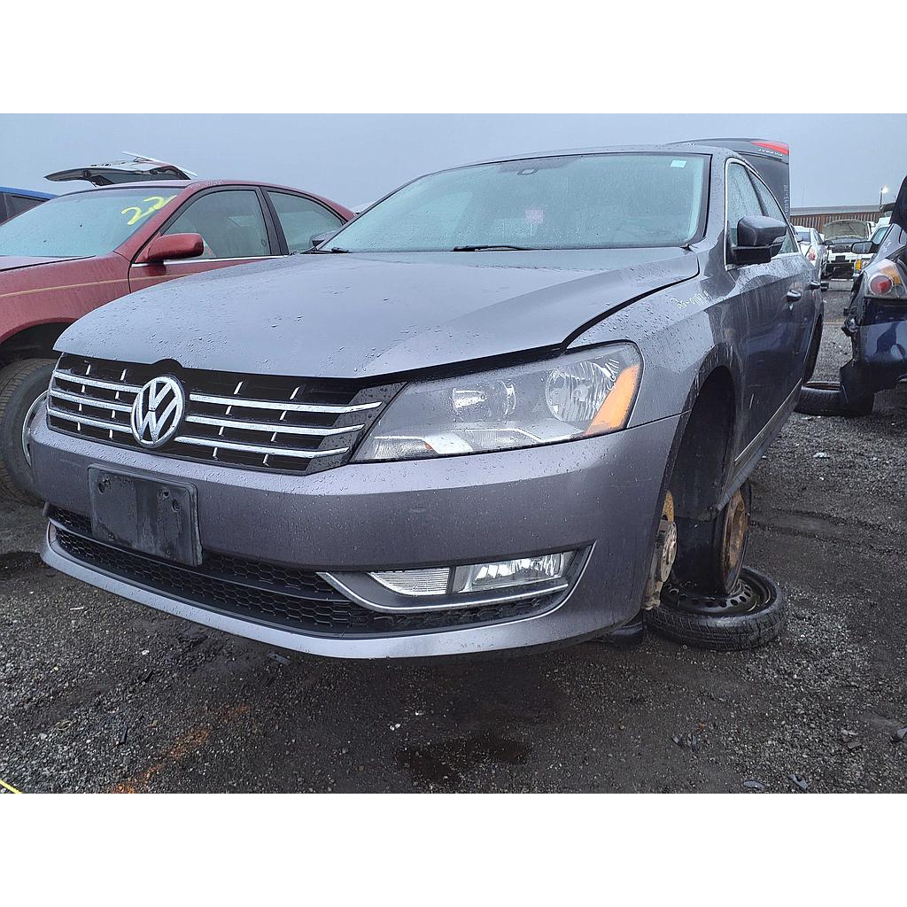VOLKSWAGEN PASSAT 2014