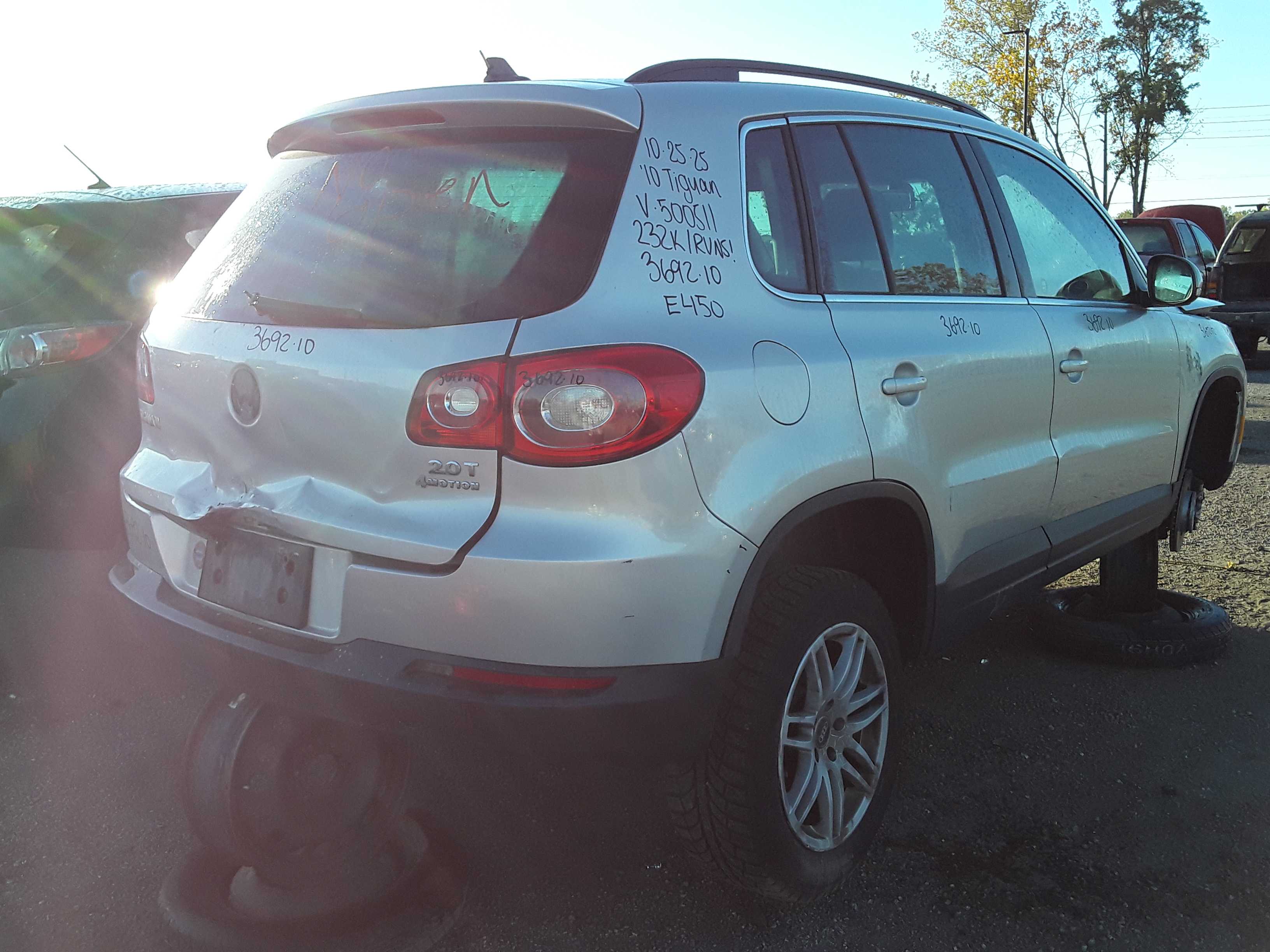 VOLKSWAGEN TIGUAN 2010