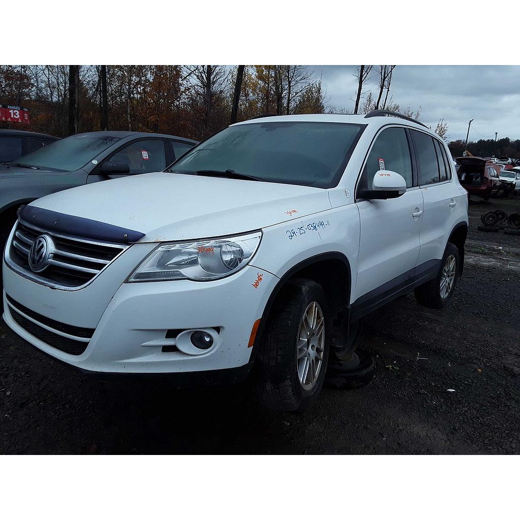 VOLKSWAGEN TIGUAN 2011