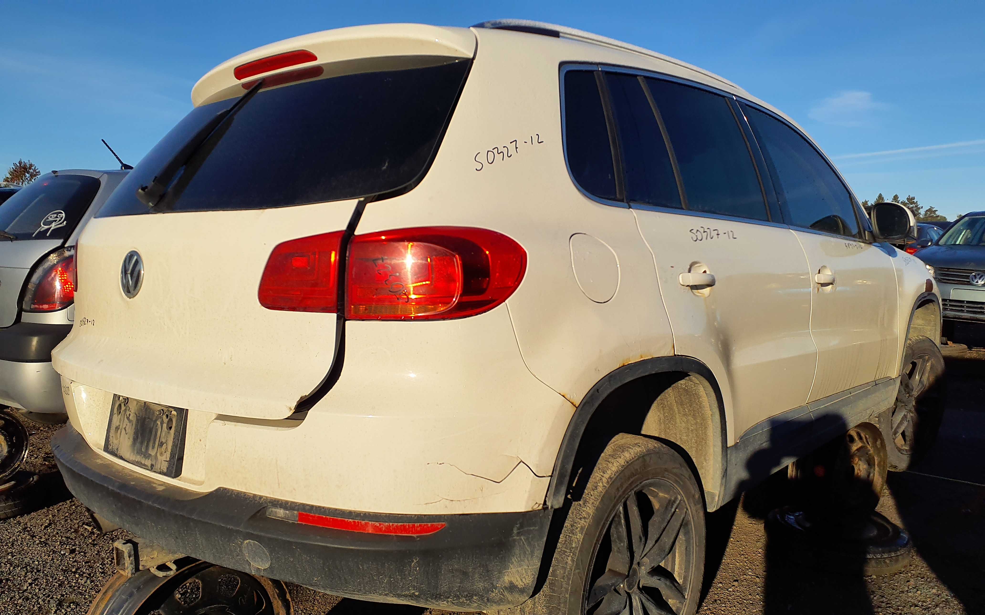 VOLKSWAGEN TIGUAN 2012