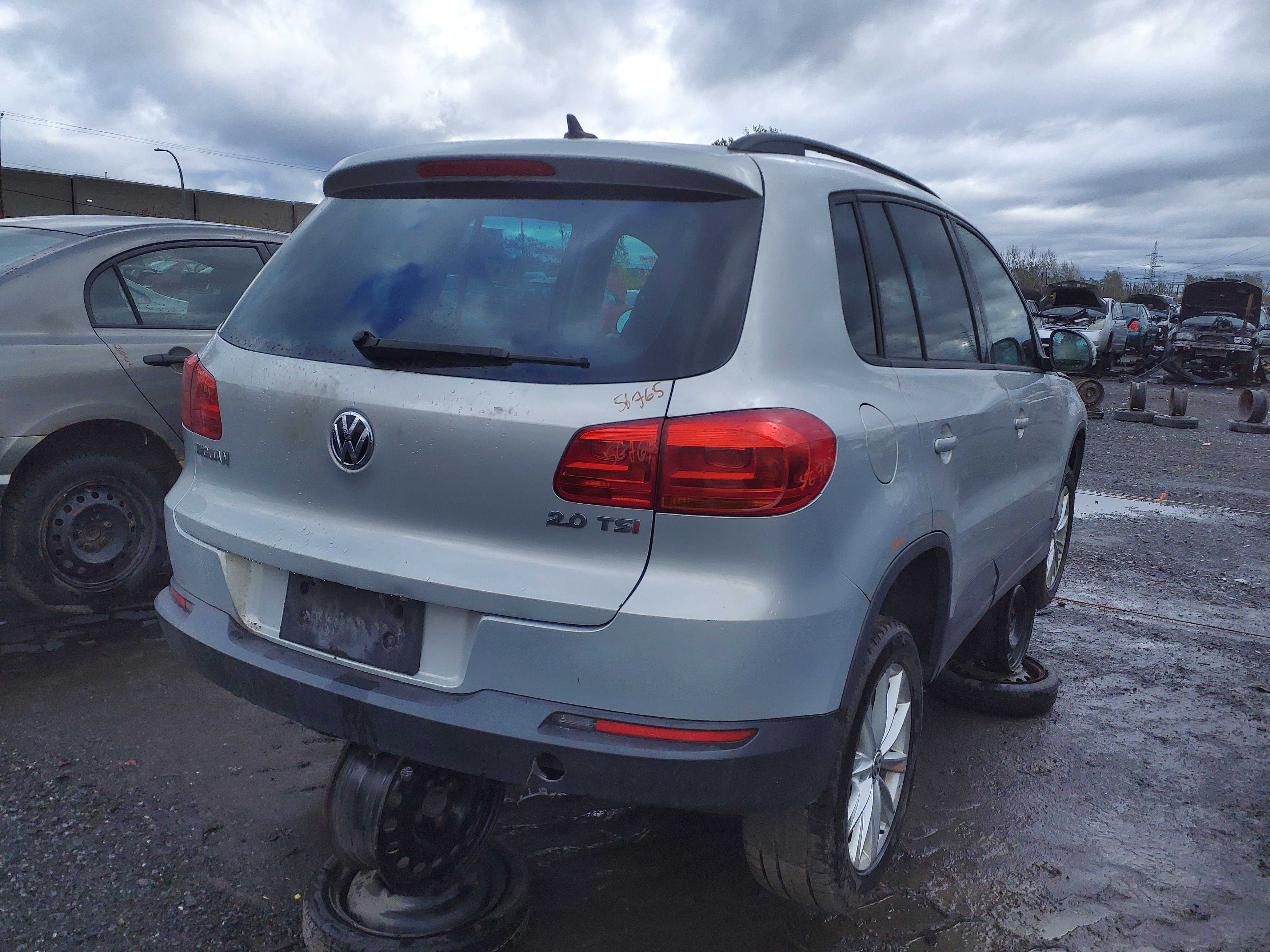 VOLKSWAGEN TIGUAN 2013
