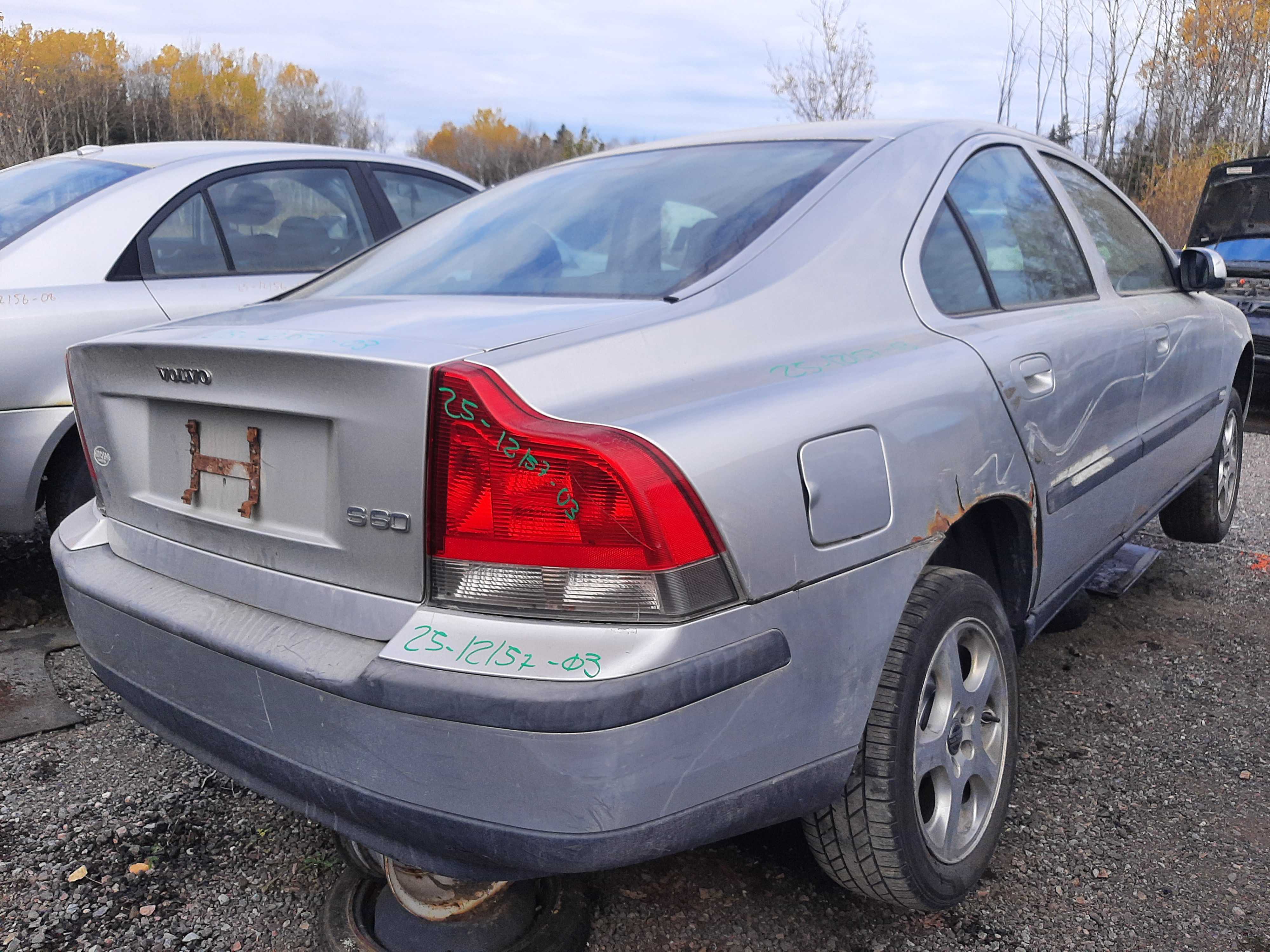VOLVO S60 2003