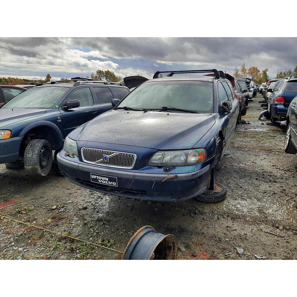 VOLVO V70 2003