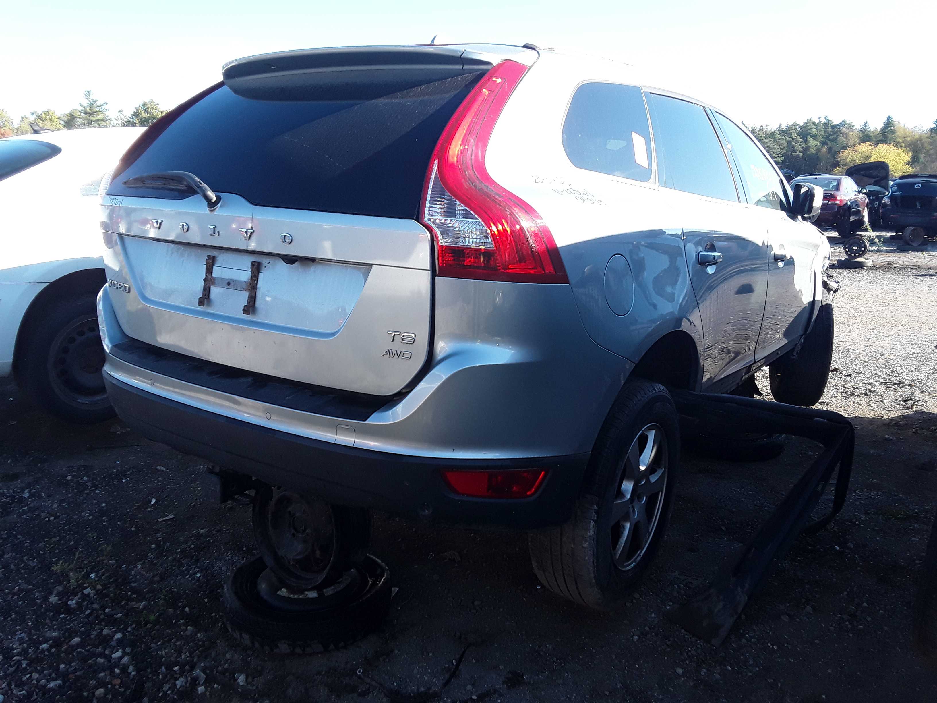 VOLVO XC60 2011