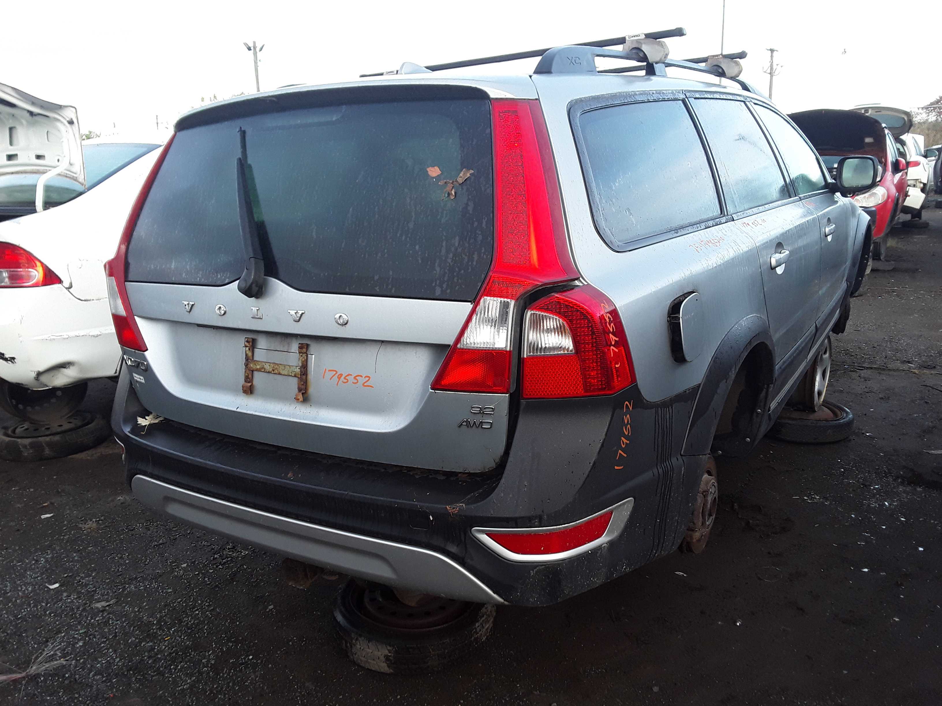 VOLVO XC70 2010
