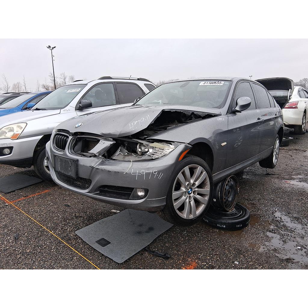 BMW 323 2011