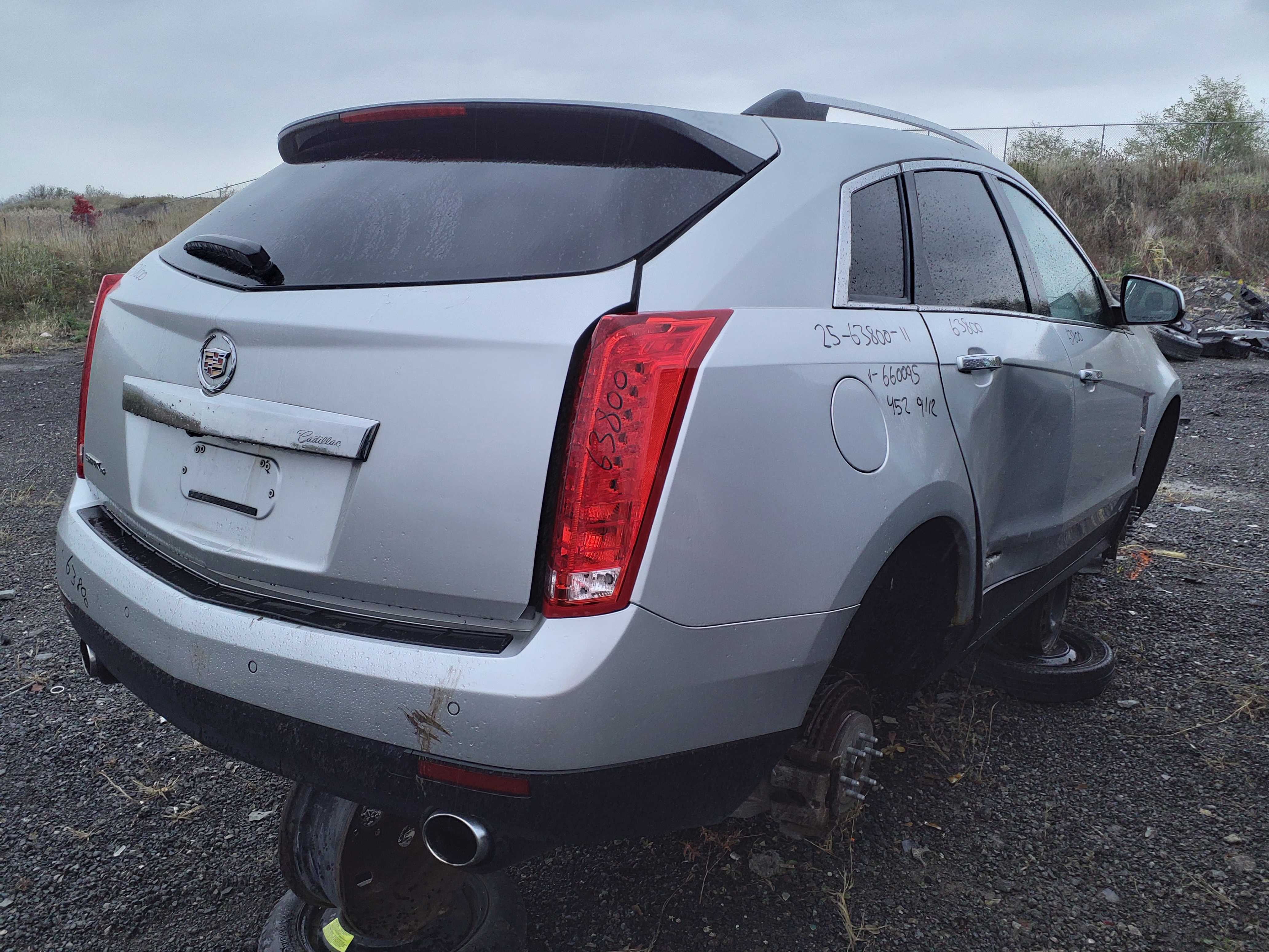CADILLAC SRX 2011