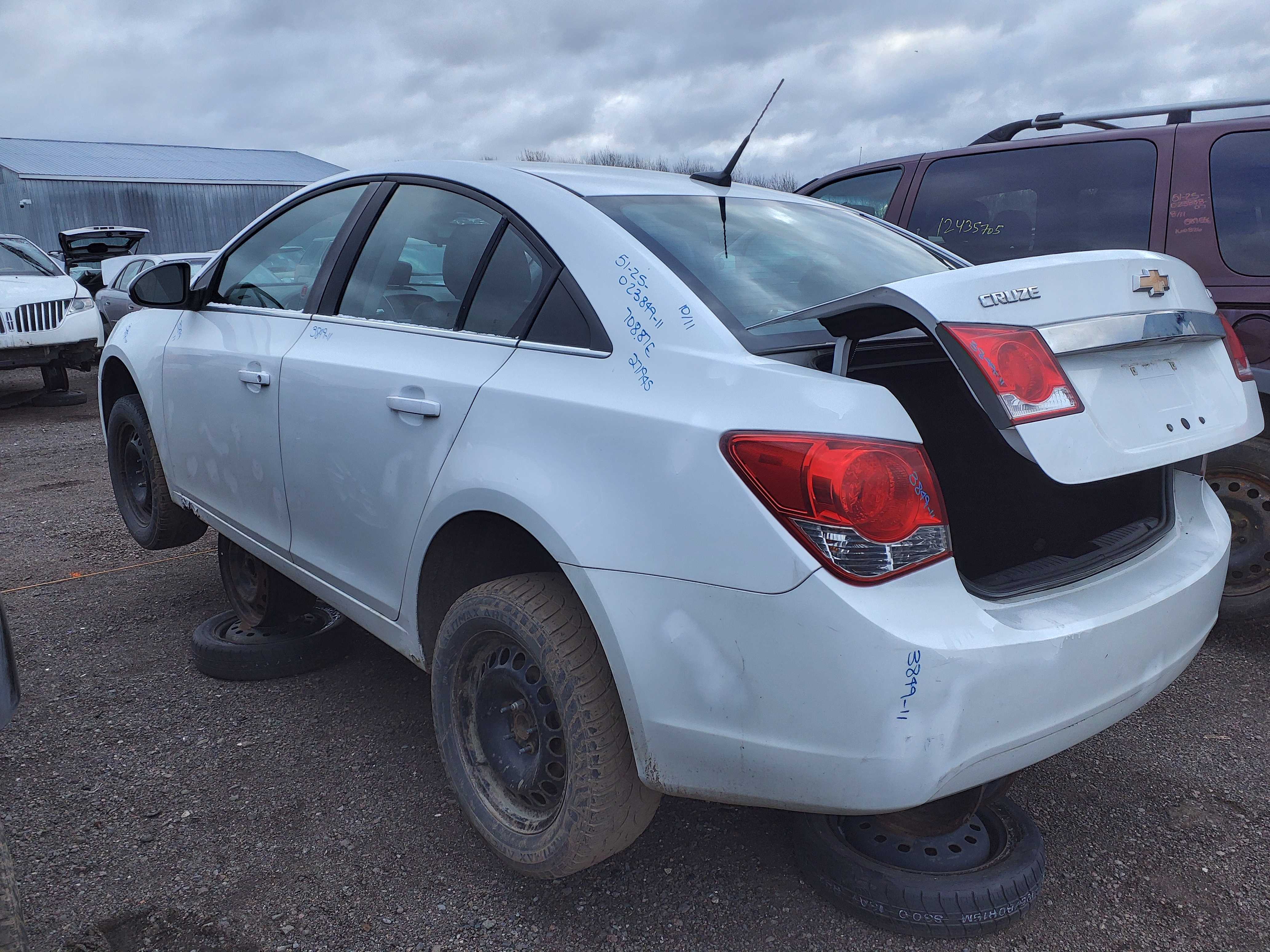 CHEVROLET CRUZE 2011