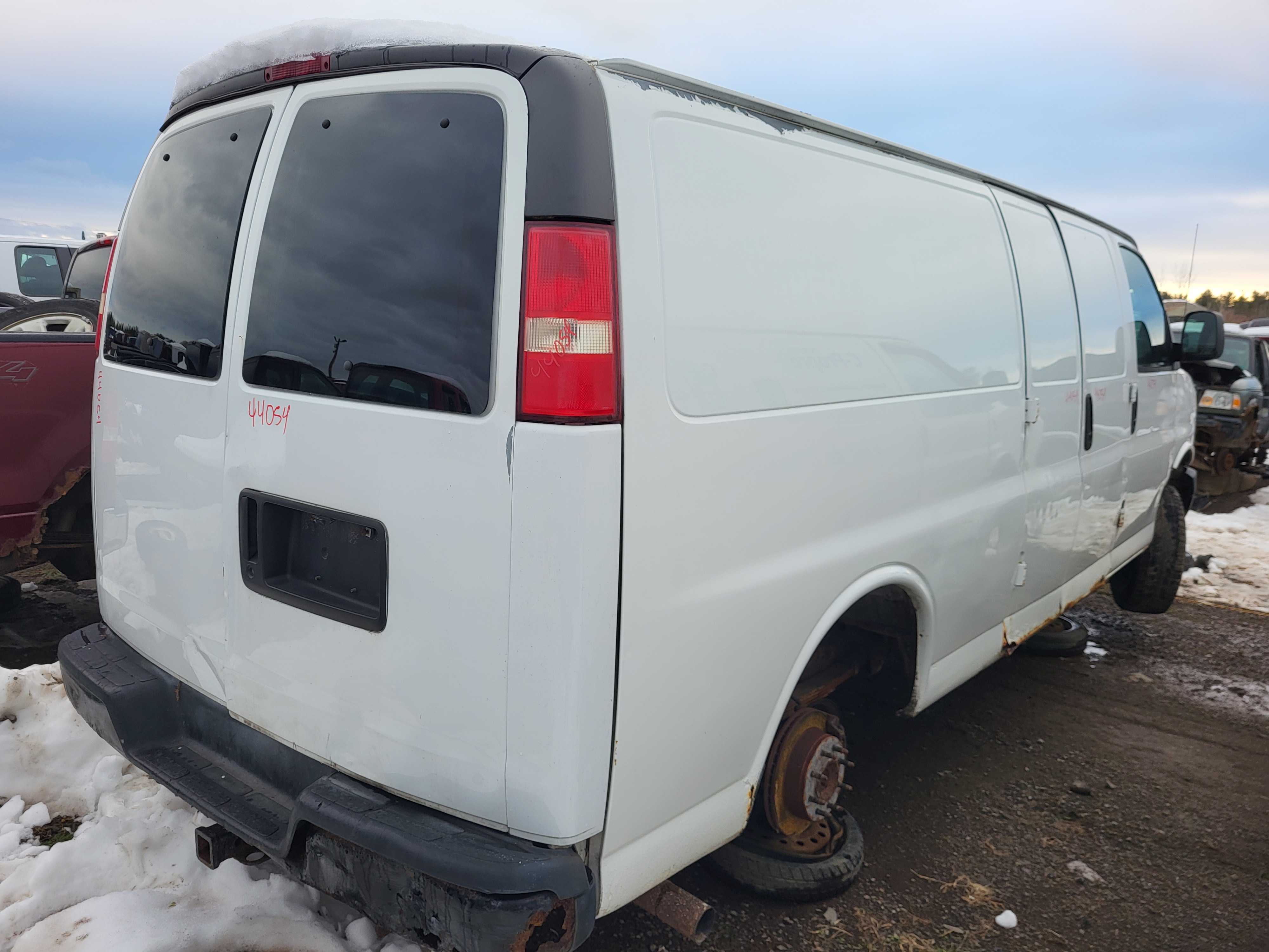 CHEVROLET EXPRESS VAN 2004