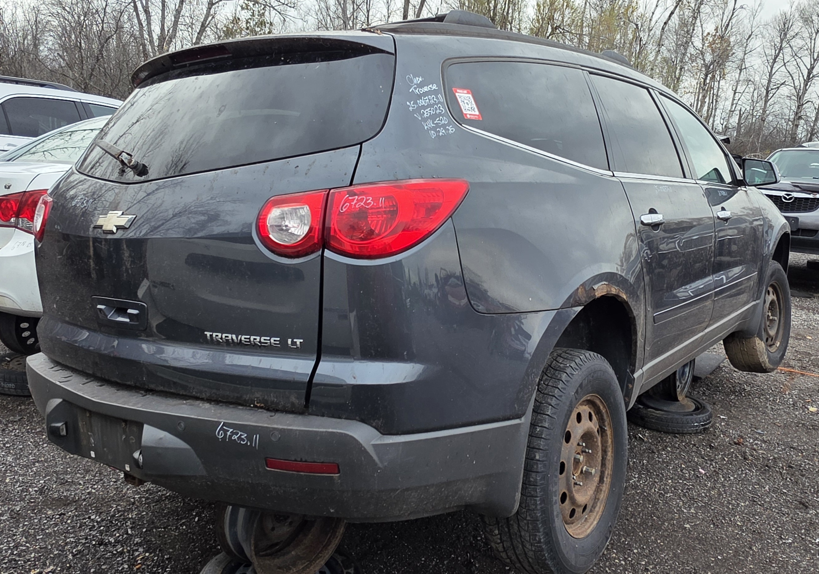 CHEVROLET TRAVERSE 2011
