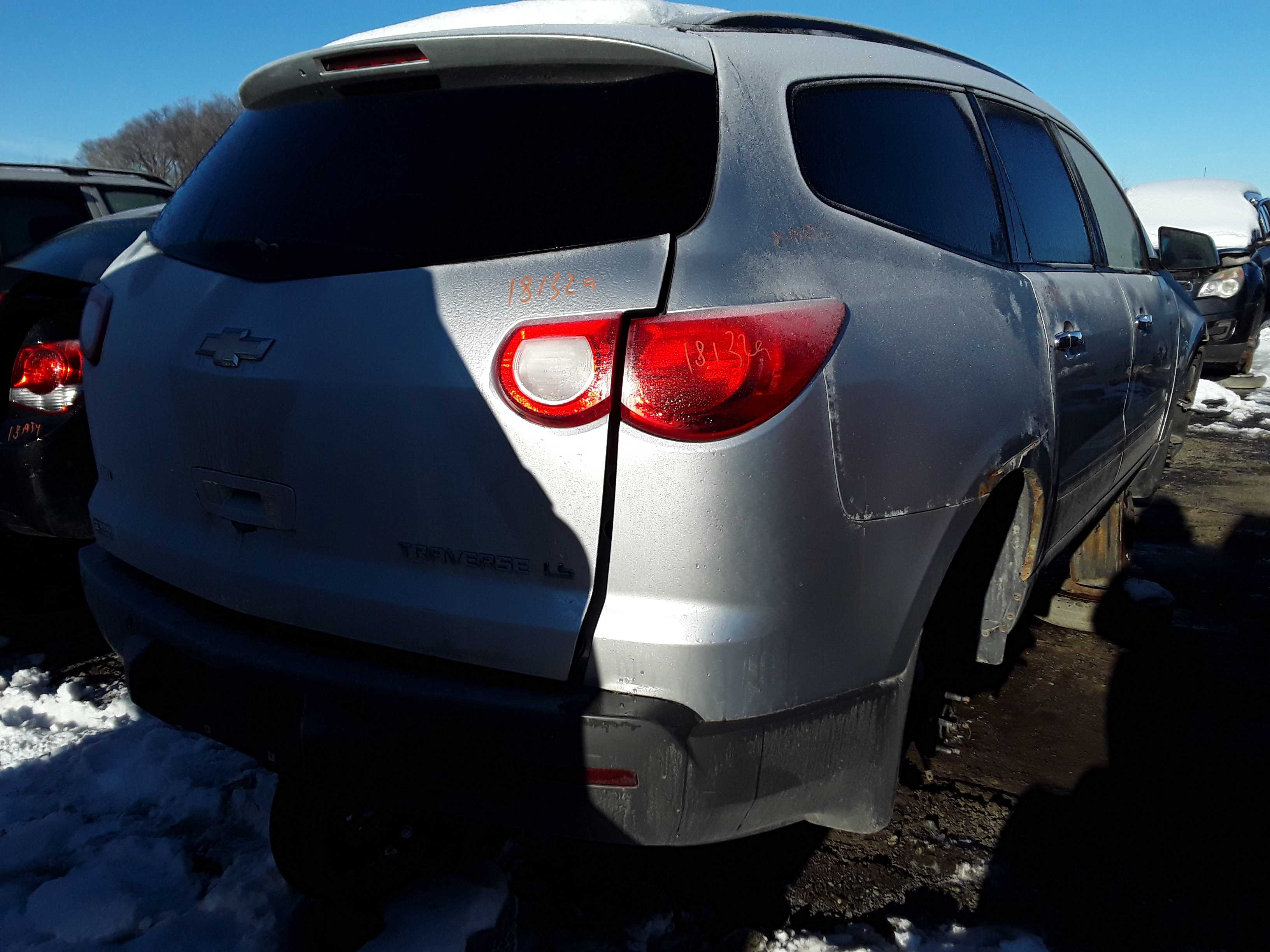 CHEVROLET TRAVERSE 2012