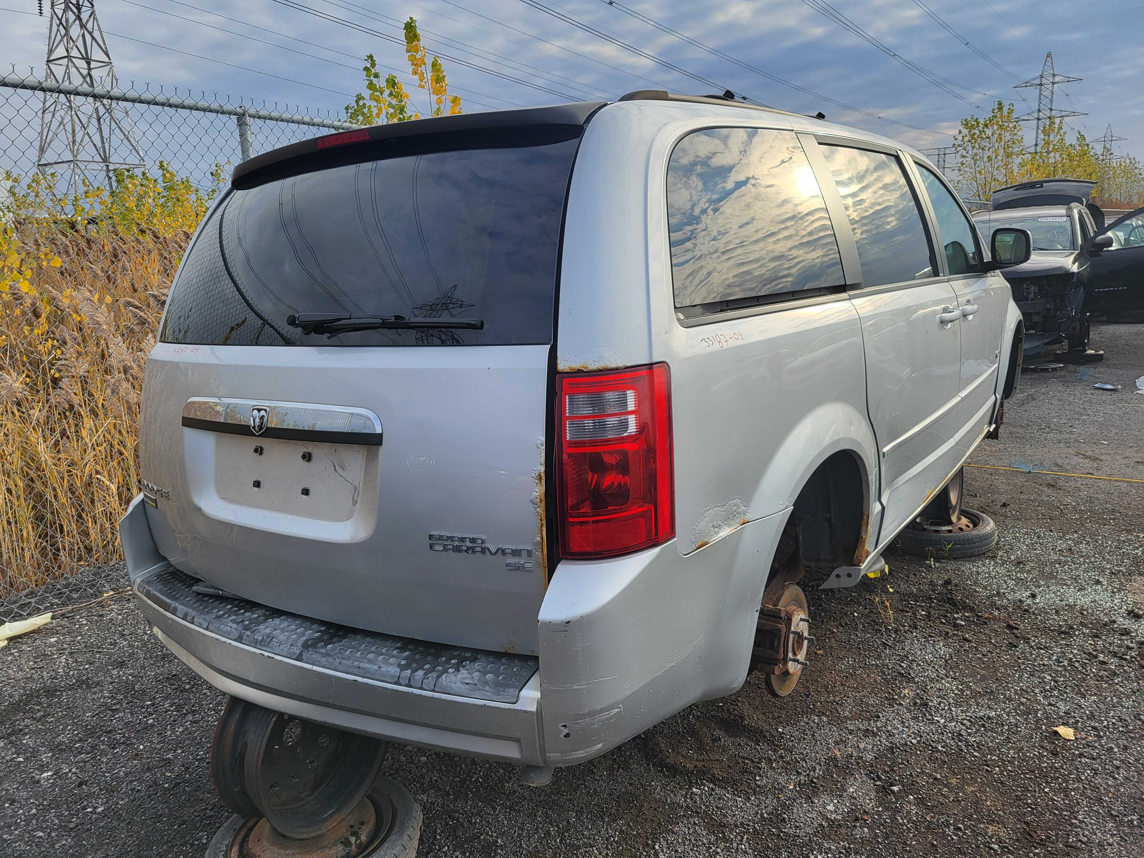 DODGE GRAND CARAVAN 2009