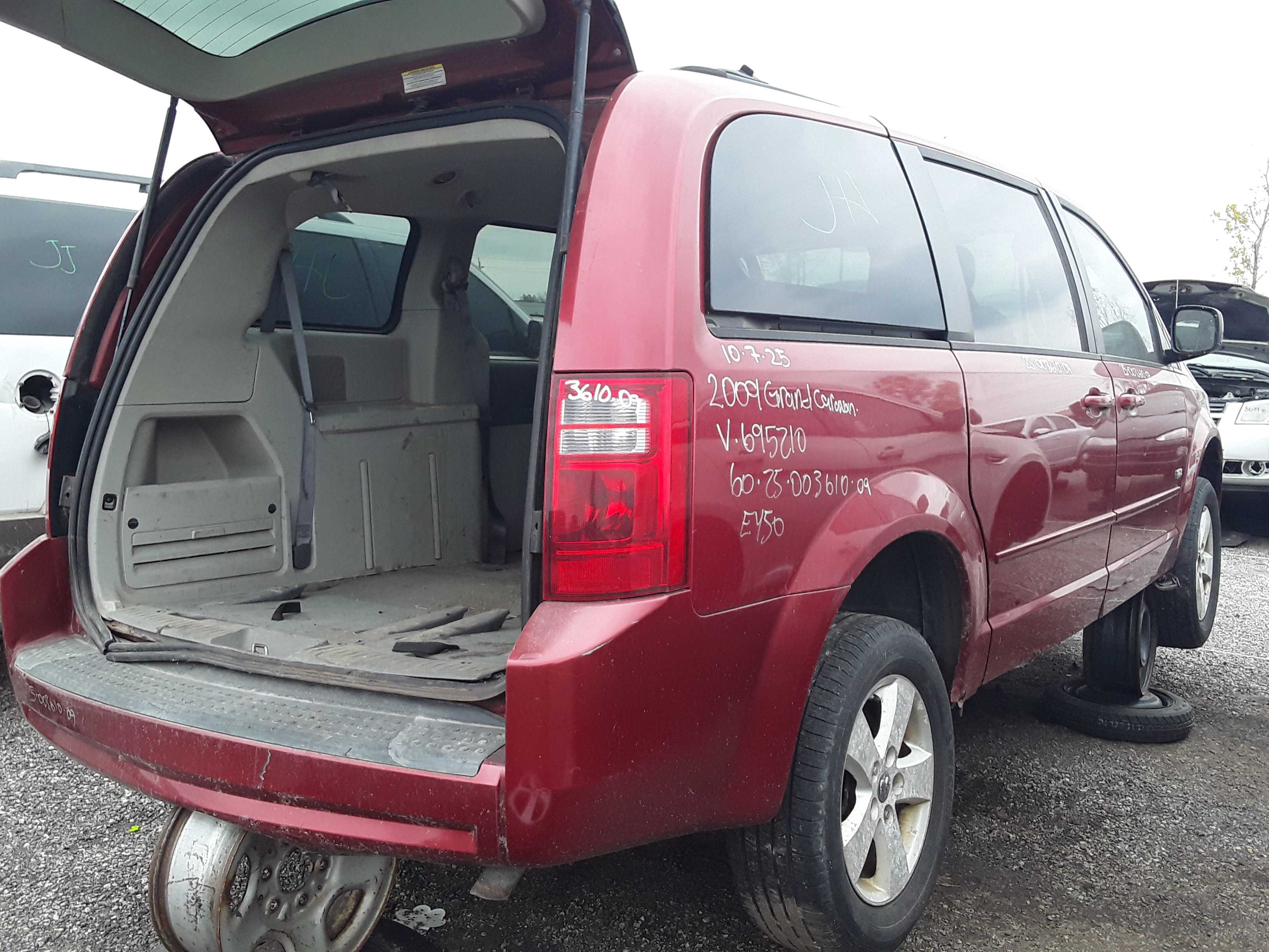 DODGE GRAND CARAVAN 2009