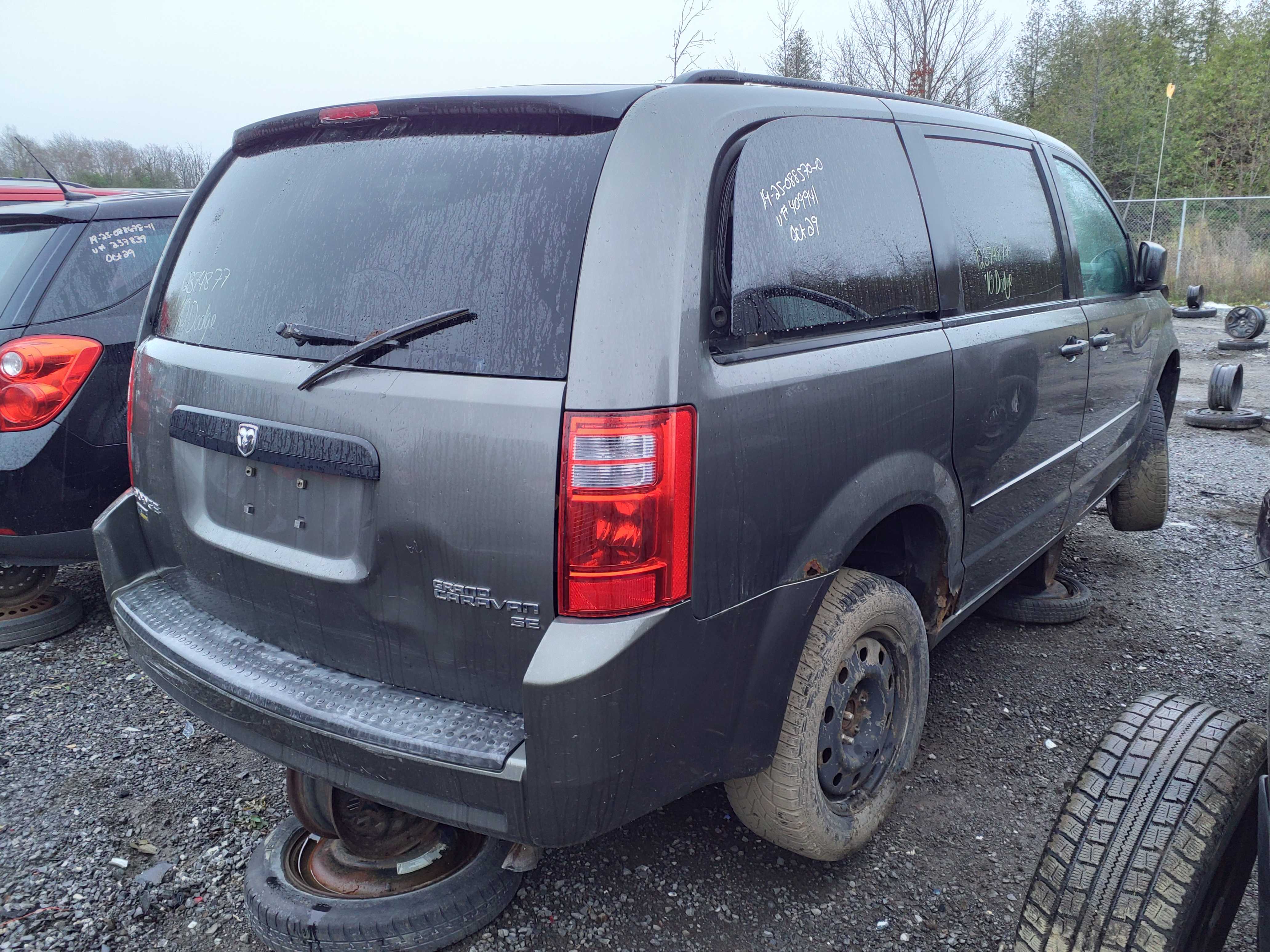 DODGE GRAND CARAVAN 2010