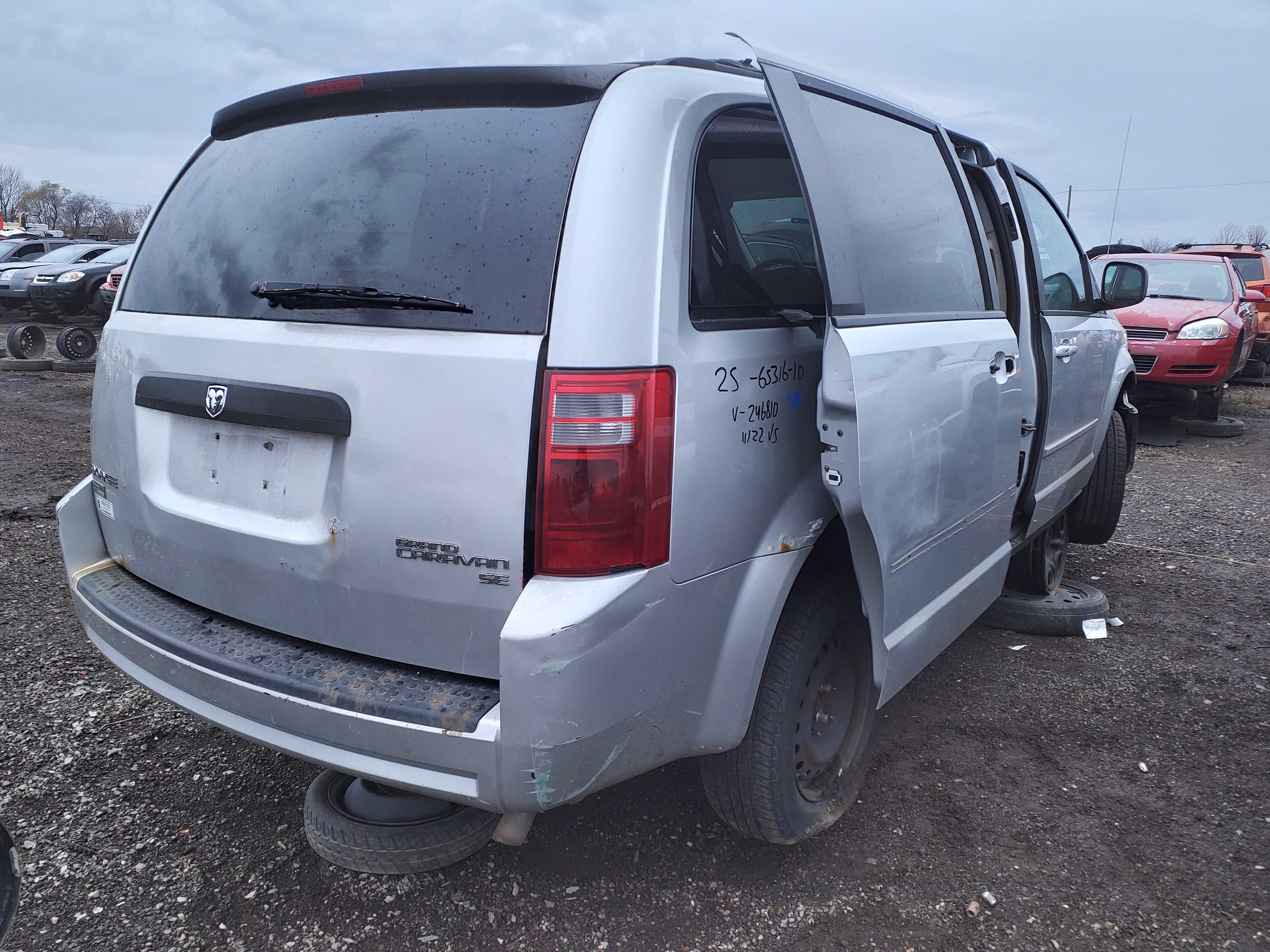 DODGE GRAND CARAVAN 2010