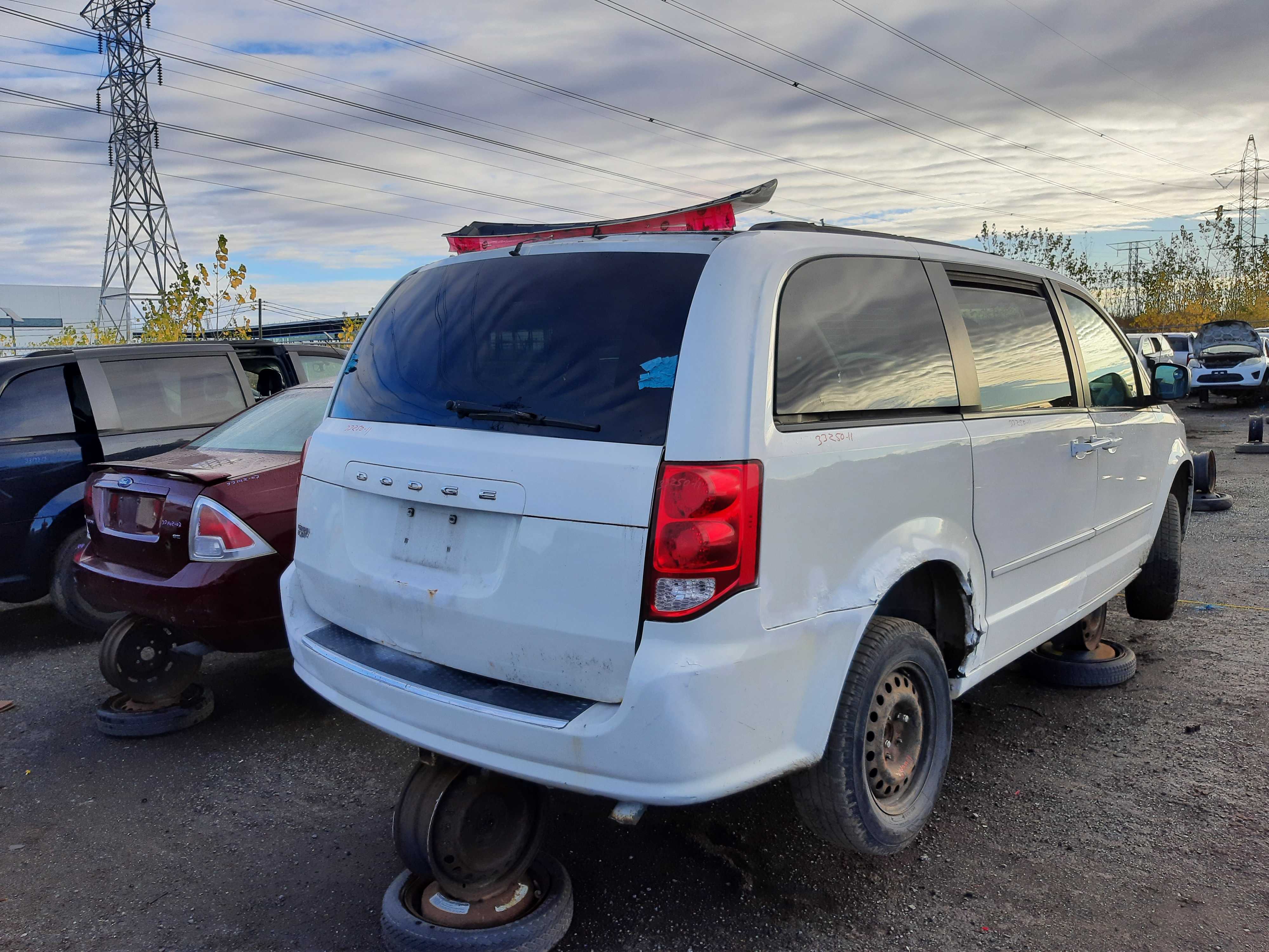 DODGE GRAND CARAVAN 2011