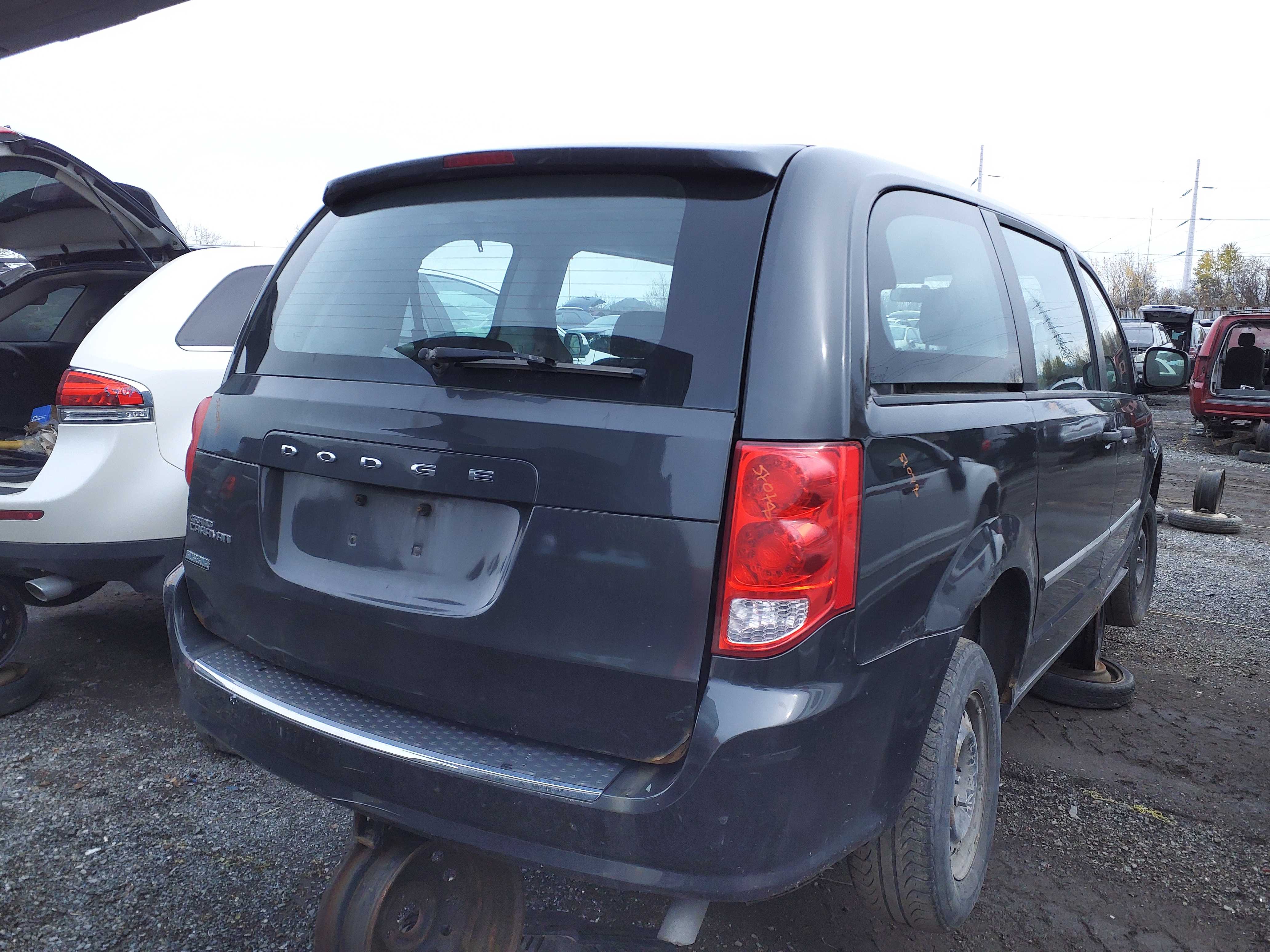 DODGE GRAND CARAVAN 2011