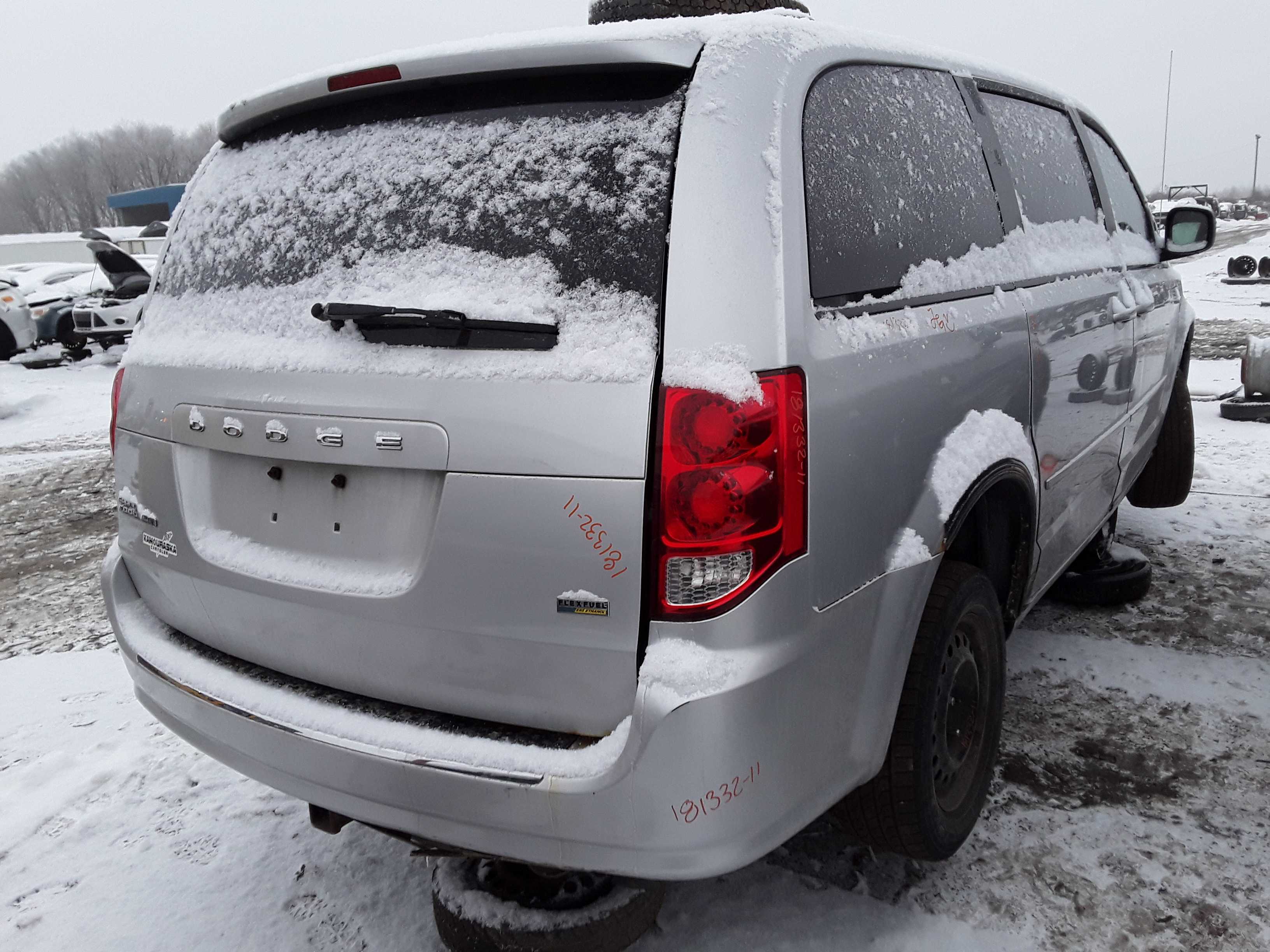 DODGE GRAND CARAVAN 2011