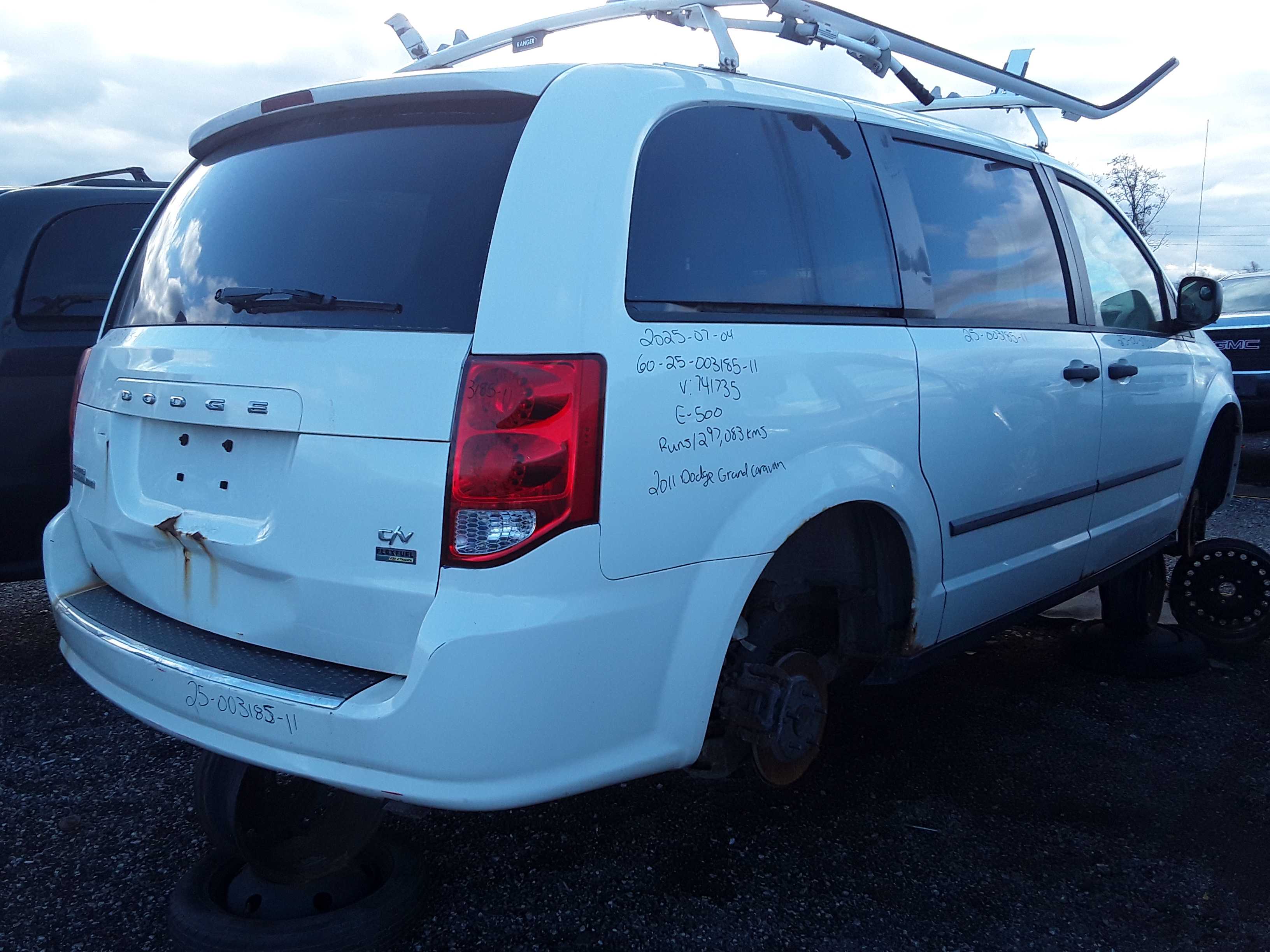 DODGE GRAND CARAVAN 2011